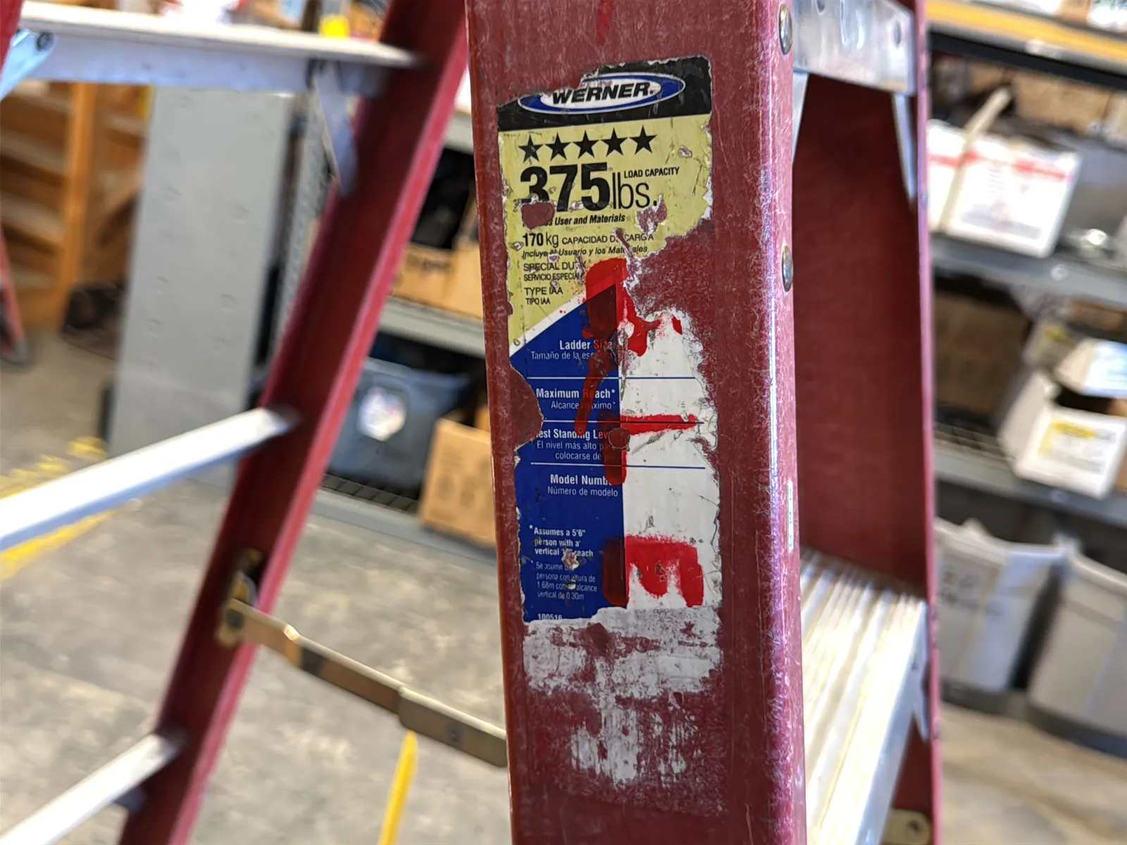 Werner 6’ Fiberglass Ladder, photo 6 of 6