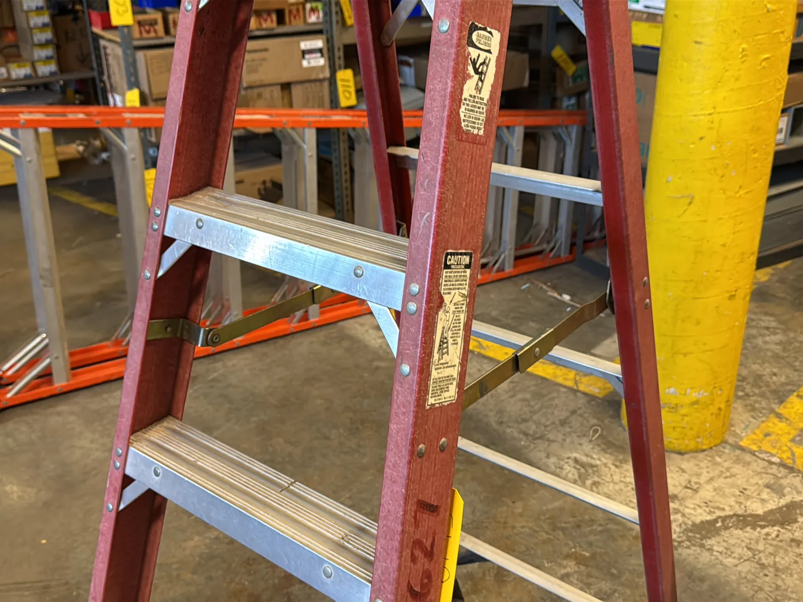 Werner 6’ Fiberglass Ladder, photo 3 of 6