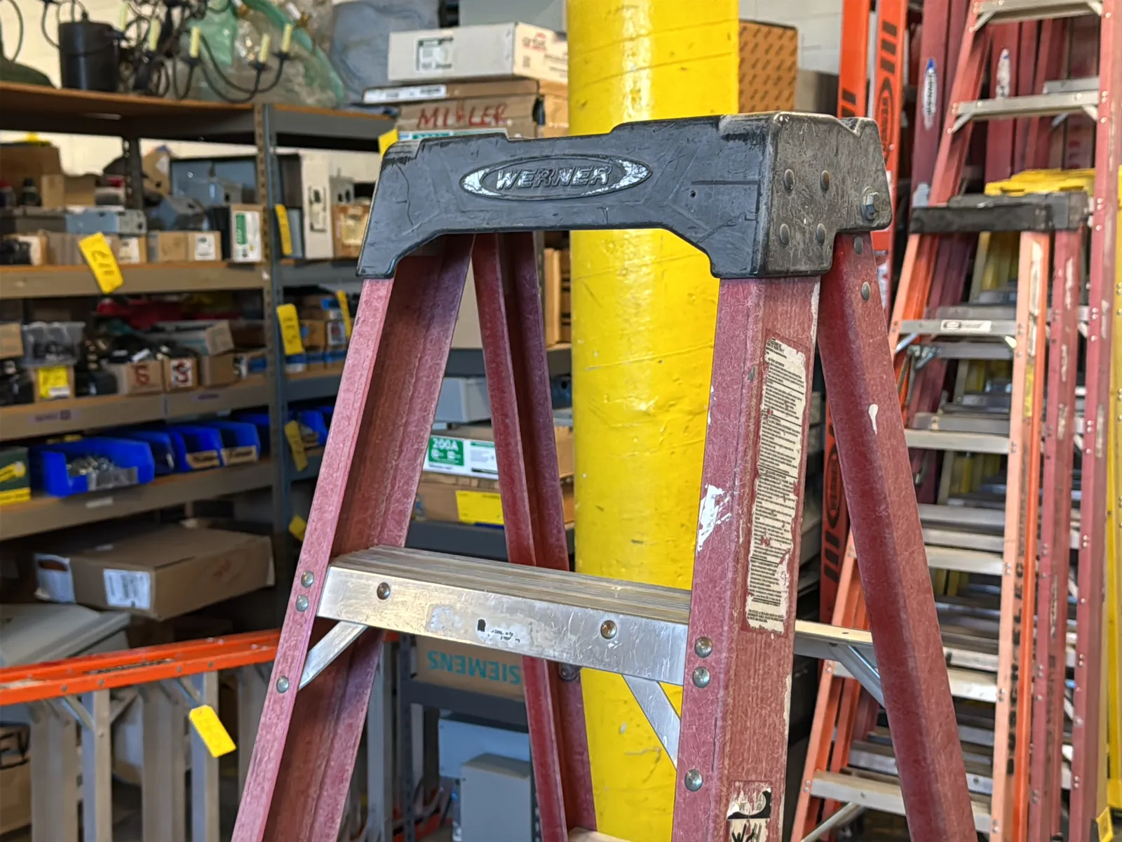 Werner 6’ Fiberglass Ladder, photo 2 of 6