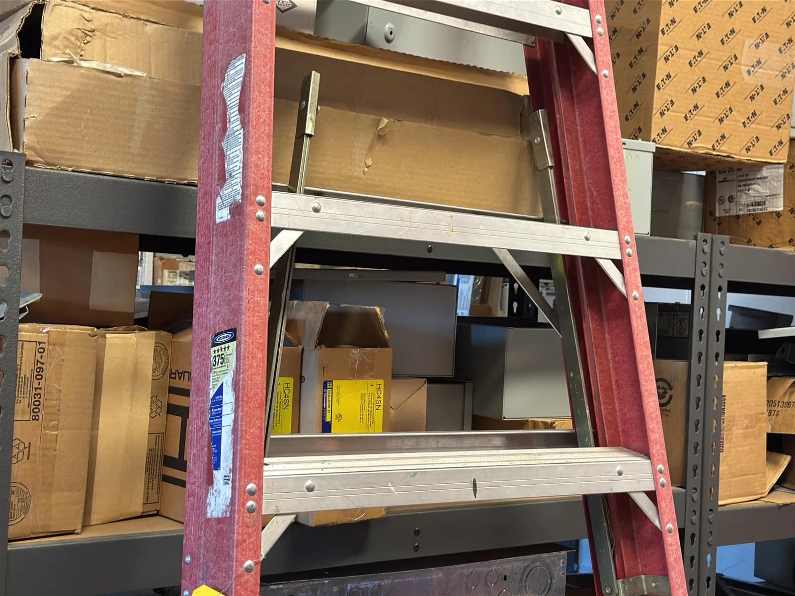 Werner 12’ Fiberglass Ladder, photo 7 of 7