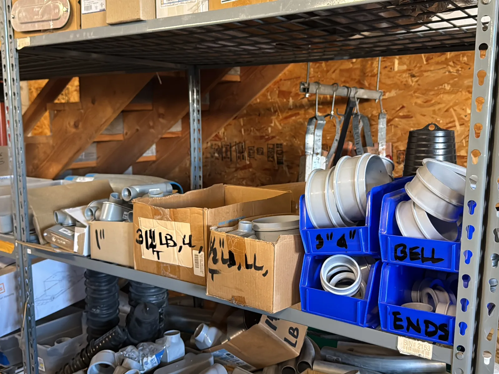 Contents Of (1) Rack: Assorted PVC Conduit (Rack NOT Included), photo 3 of 16
