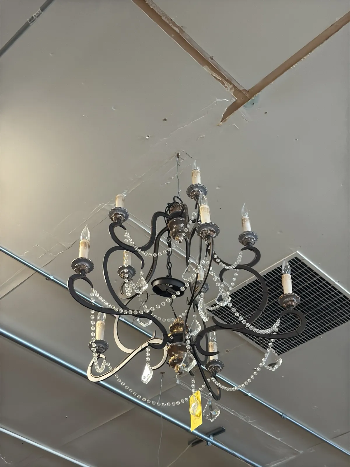 chandelier-77317e