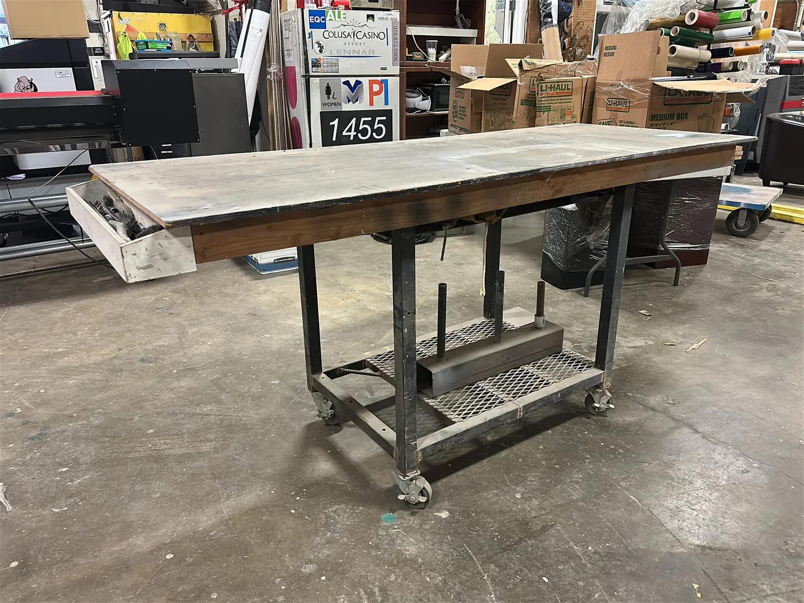 rolling-work-table-95a368