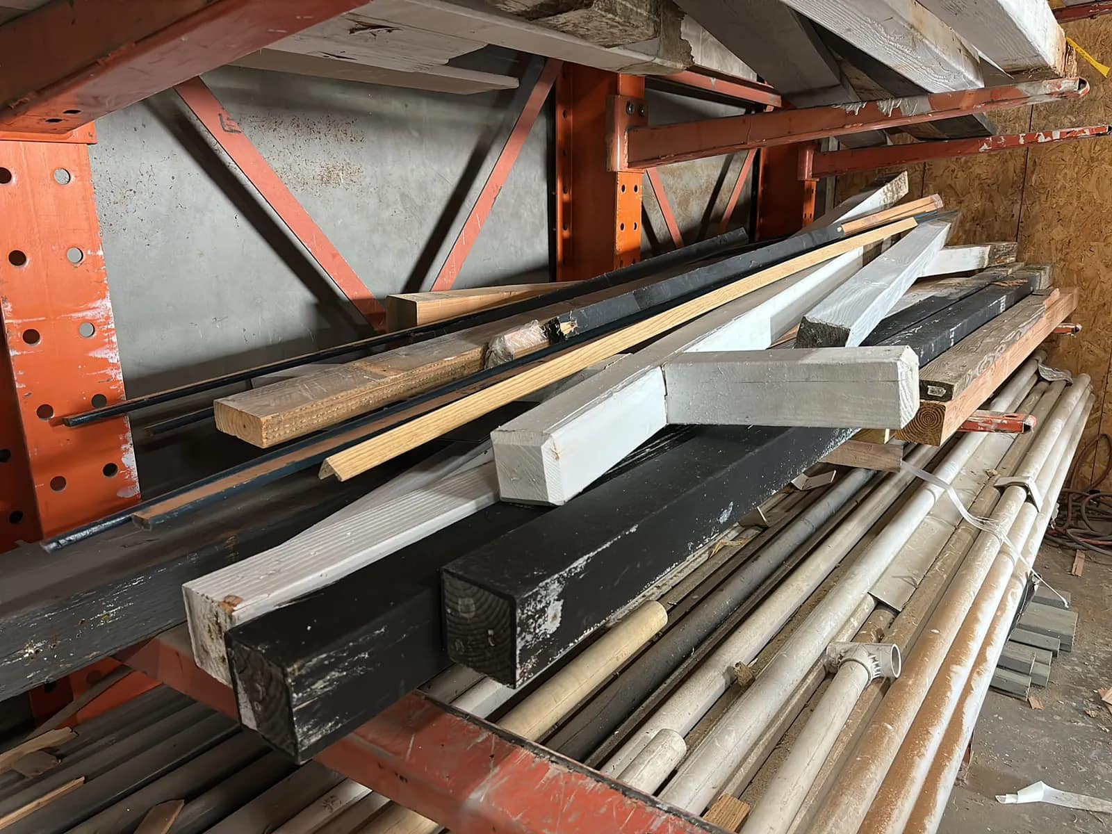 Contents of (4) Shelves Rack: Assorted Wood Beams, photo 8 of 9