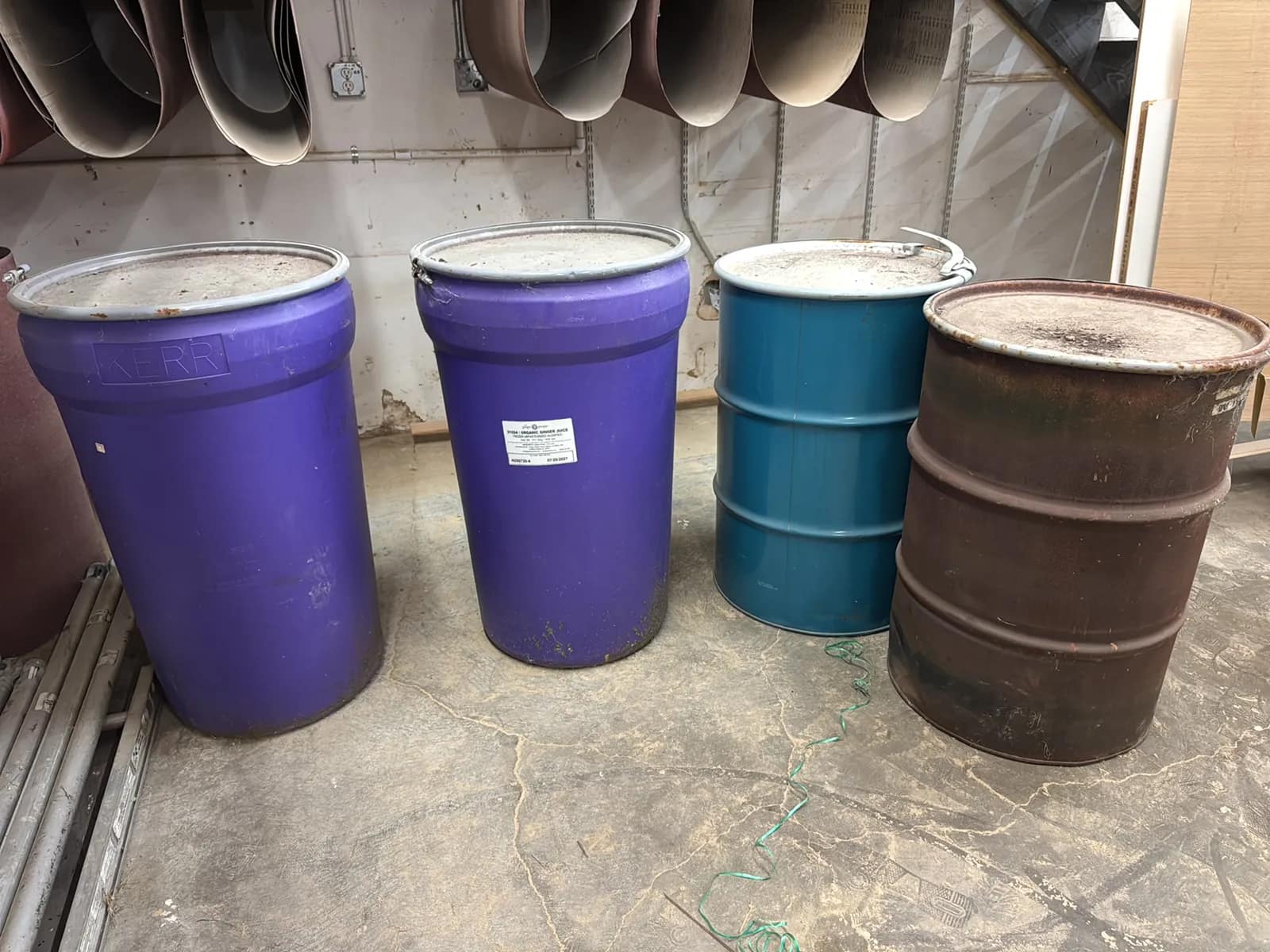 (4) Barrels, photo 1 of 12