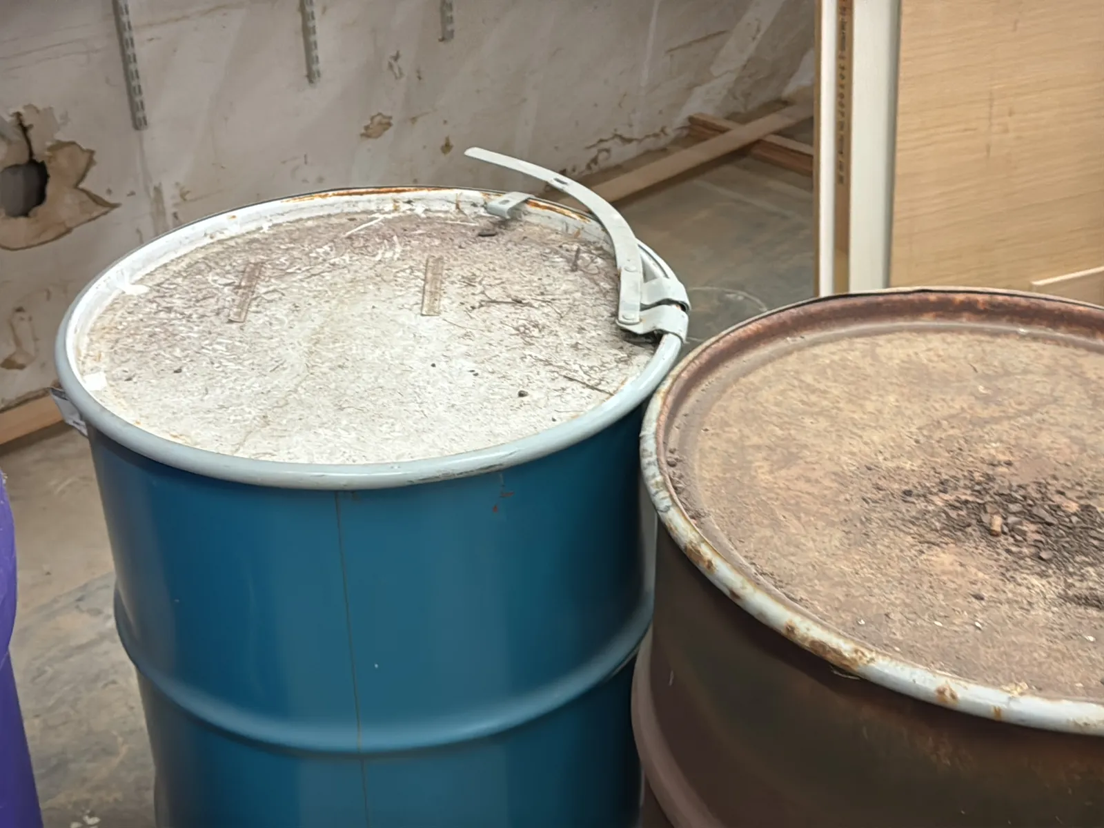 (4) Barrels, photo 7 of 12