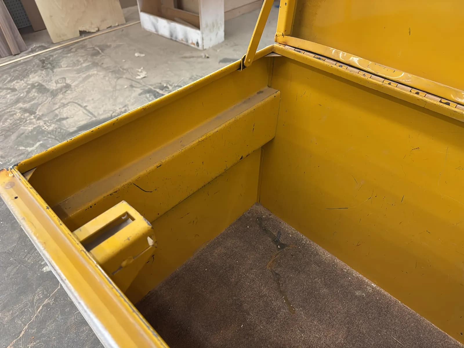 4’ Rolling Chest, photo 6 of 9