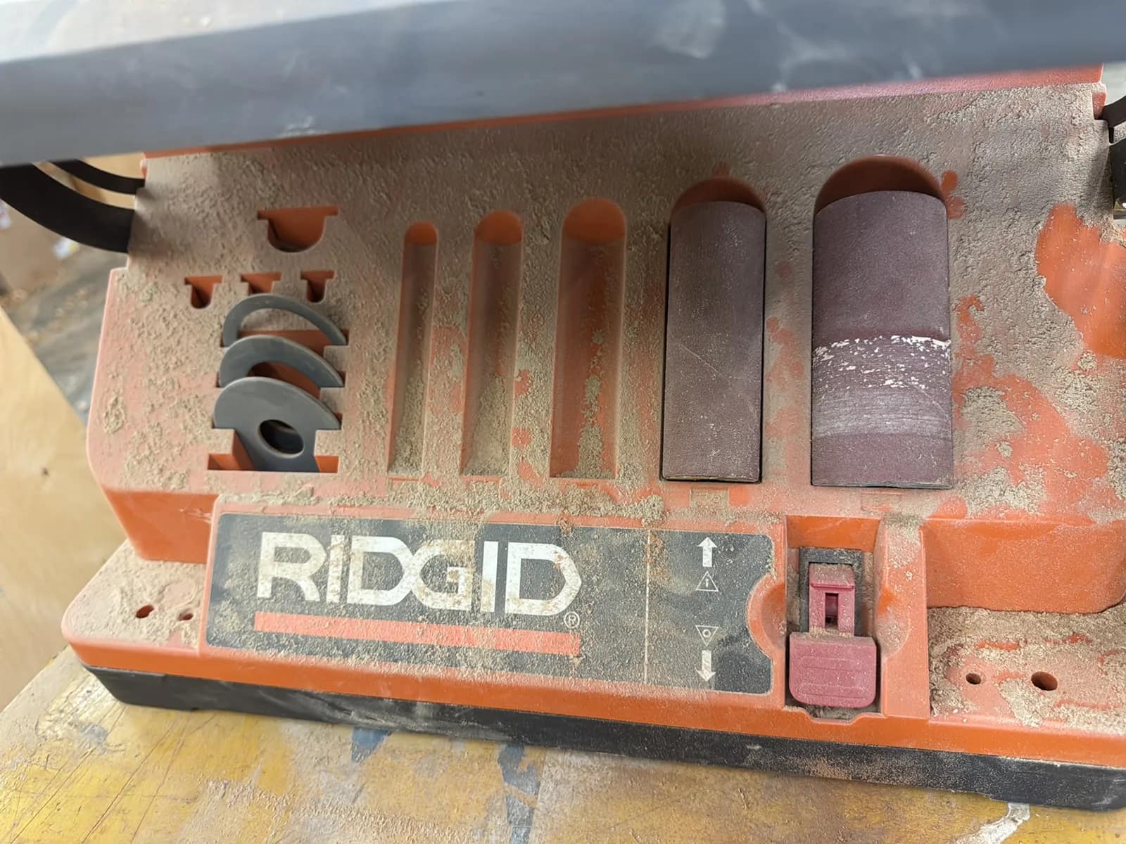 Ridgid 4” Sander With (2) Attachments, photo 2 of 7