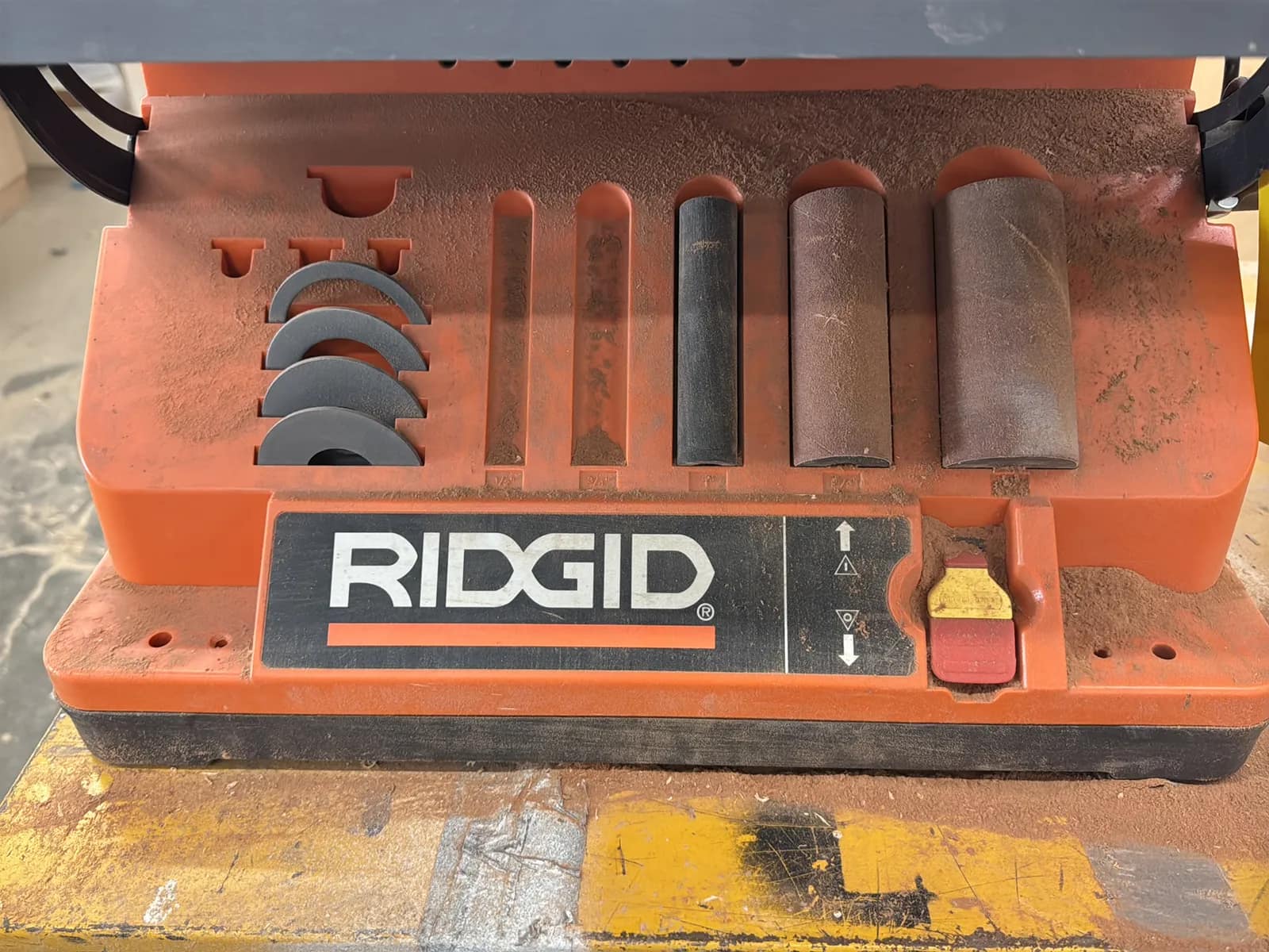 Ridgid 4” Sander With (2) Attachments, photo 2 of 7