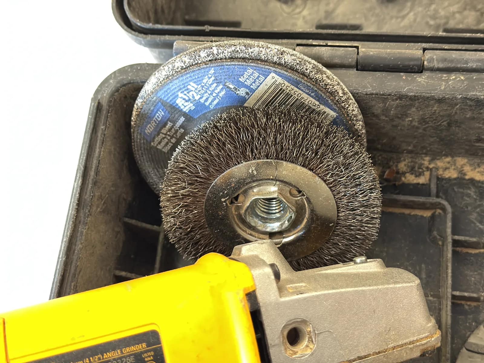 DeWalt 4.5” Angle Grinder, photo 6 of 8