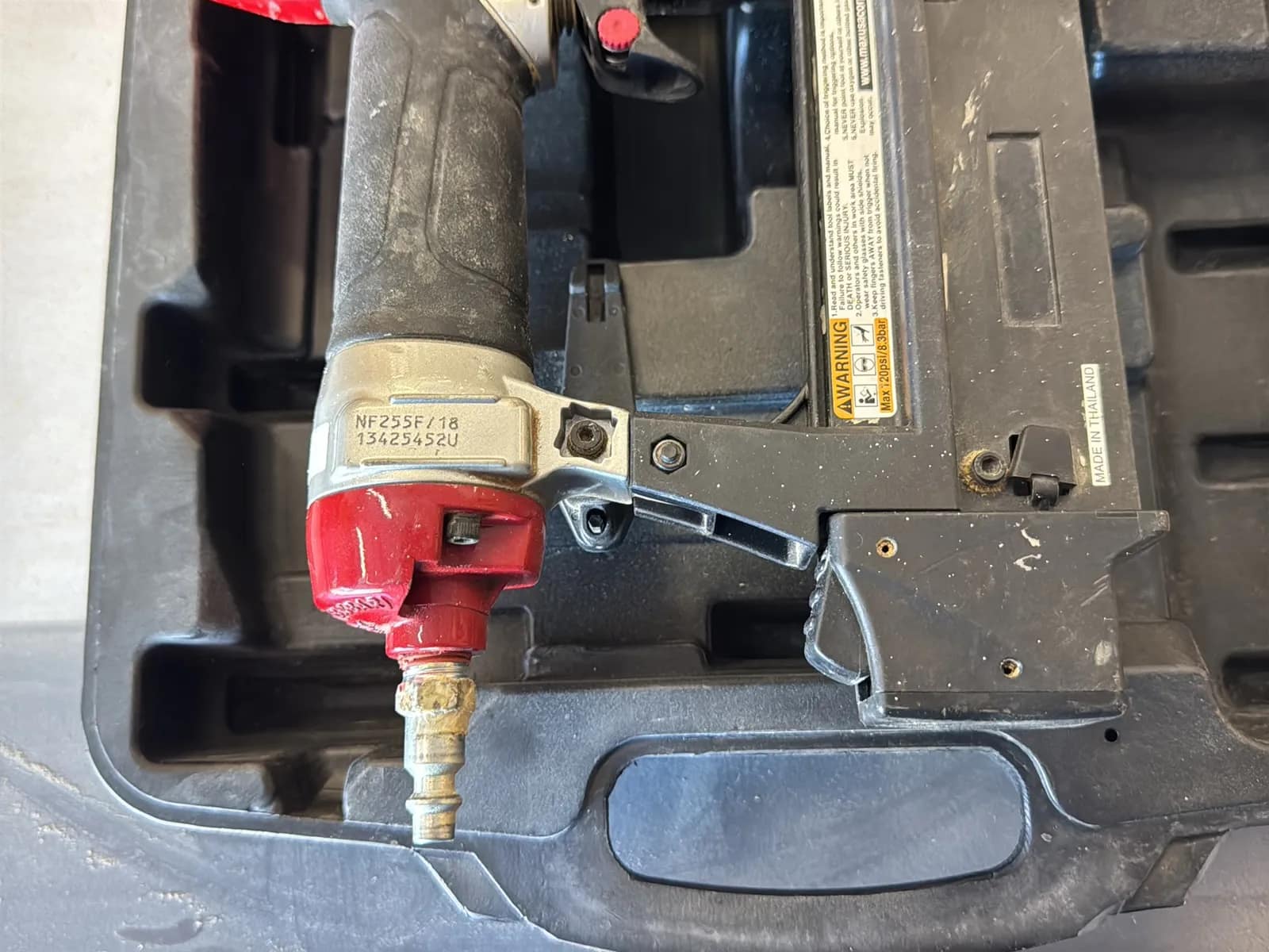 Max NF255F/18 Brad Nailer, photo 7 of 8