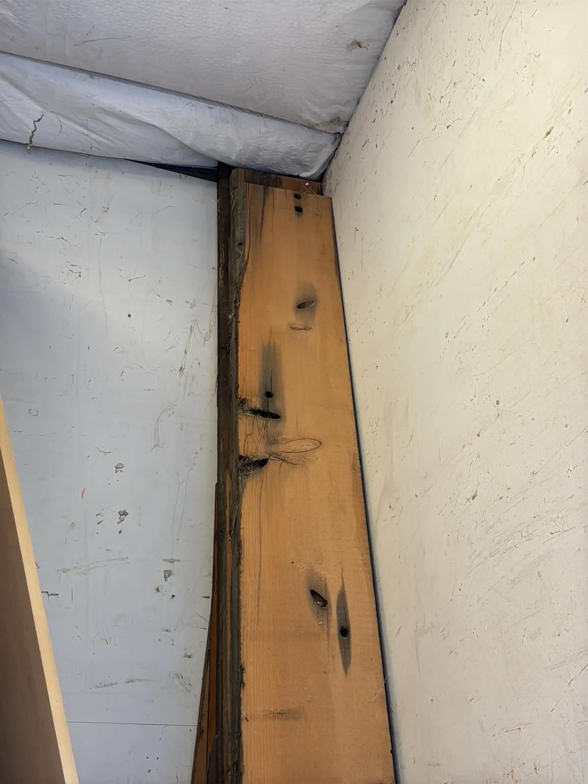 Contents Of Corner: Assorted Wood, photo 5 of 11