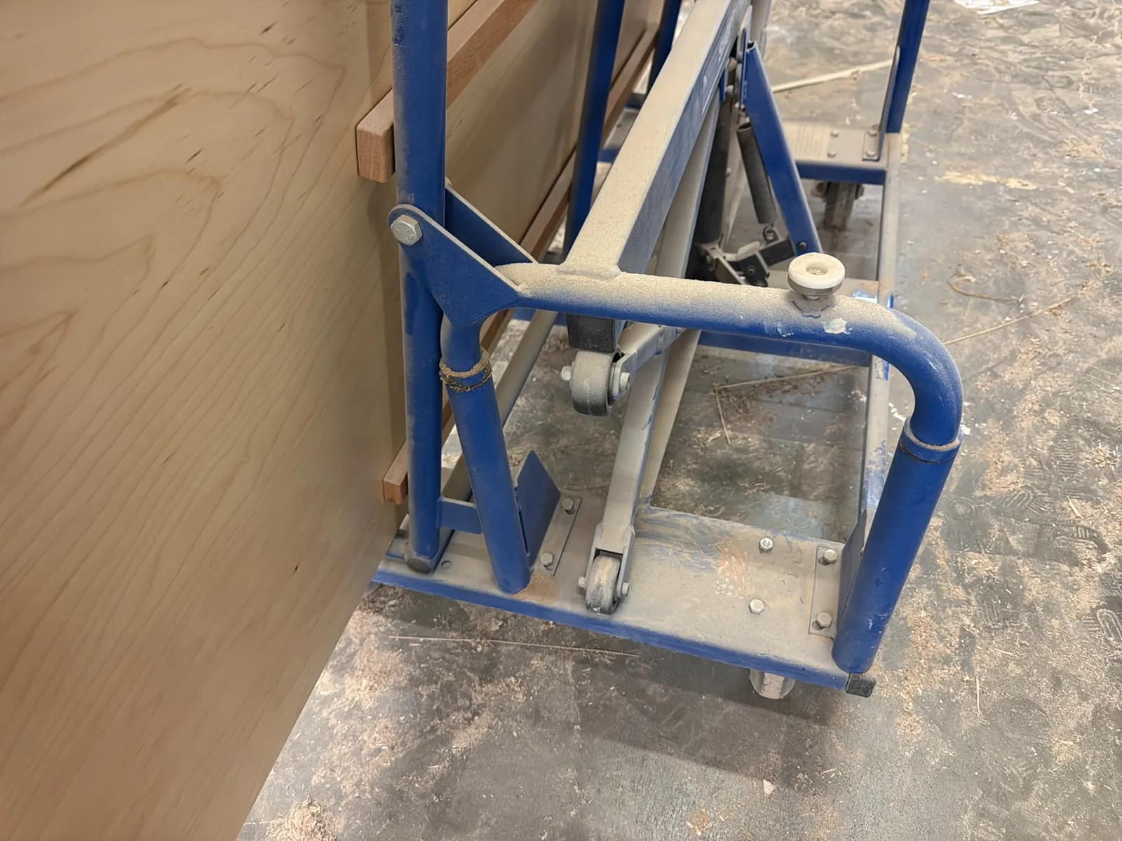 Tilting/Lifting Shop Cart And Contents: 4'x8’ Wood Sheets, photo 4 of 10