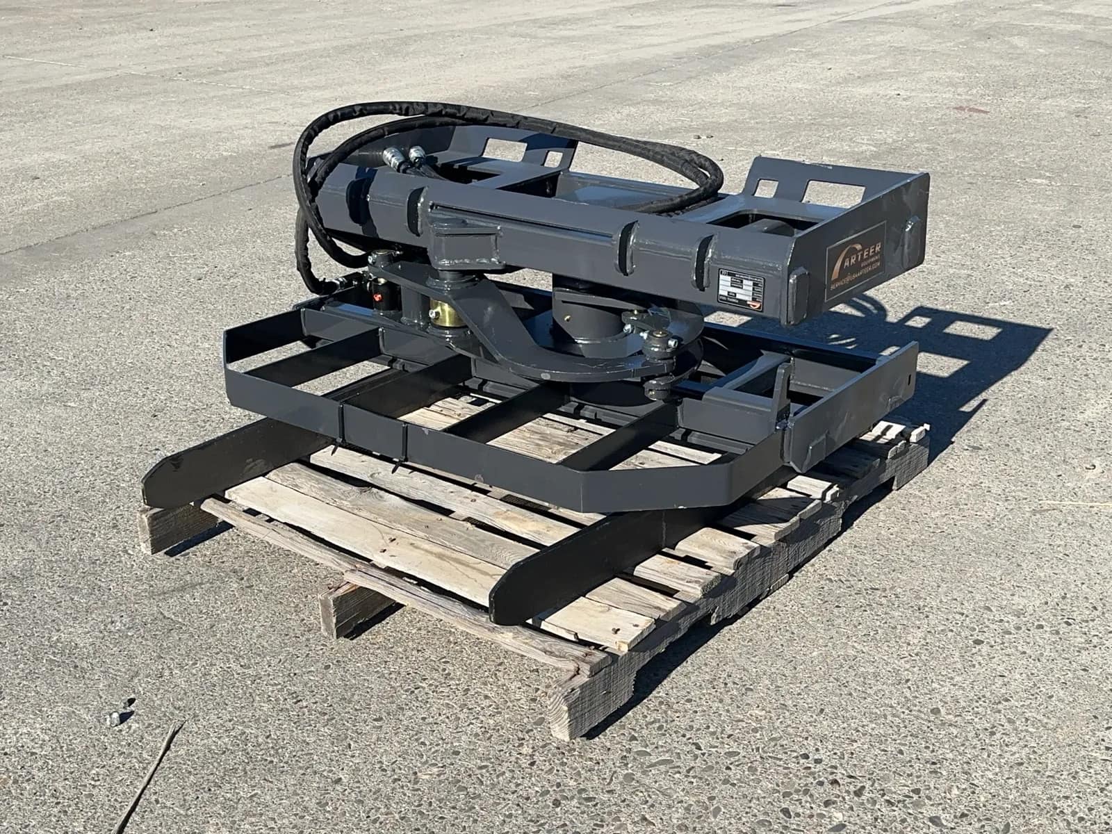 2026 Arteer RPT-42L Rotating Hydraulic Skid Steer Fork Attachment (Unused), photo 3 of 15