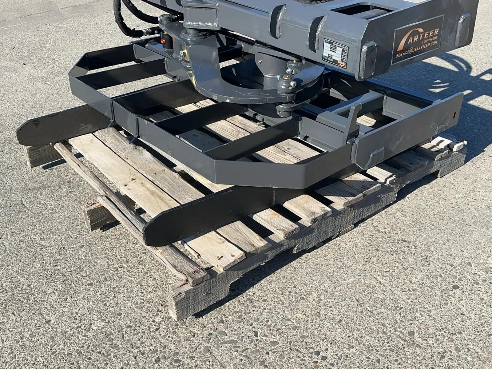 2026 Arteer RPT-42L Rotating Hydraulic Skid Steer Fork Attachment (Unused), photo 13 of 15