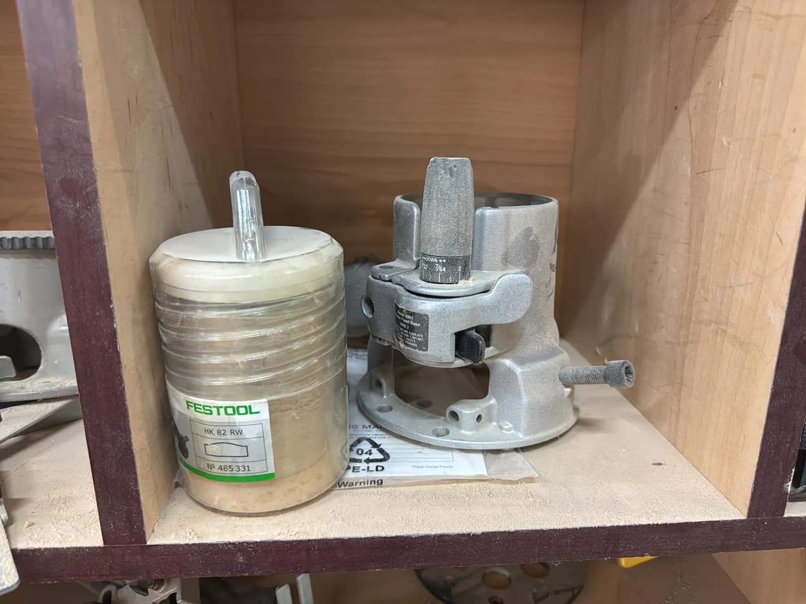 Rolling Cabinet And Wall Mounted Cabinet With Contents: Assorted Router Accessories, Woodworking Tools And More, photo 6 of 11
