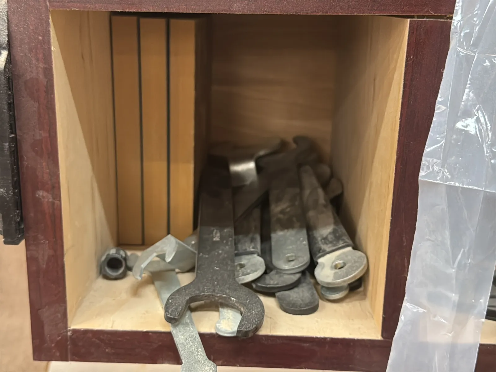Rolling Cabinet And Wall Mounted Cabinet With Contents: Assorted Router Accessories, Woodworking Tools And More, photo 8 of 11