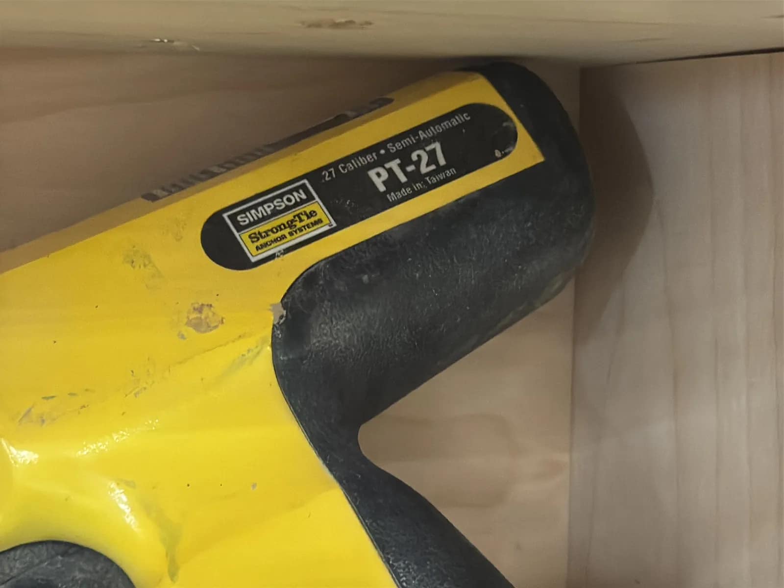 Rolling Cabinet And Wall Mounted Cabinet With Contents: Assorted Router Accessories, Woodworking Tools And More, photo 11 of 11