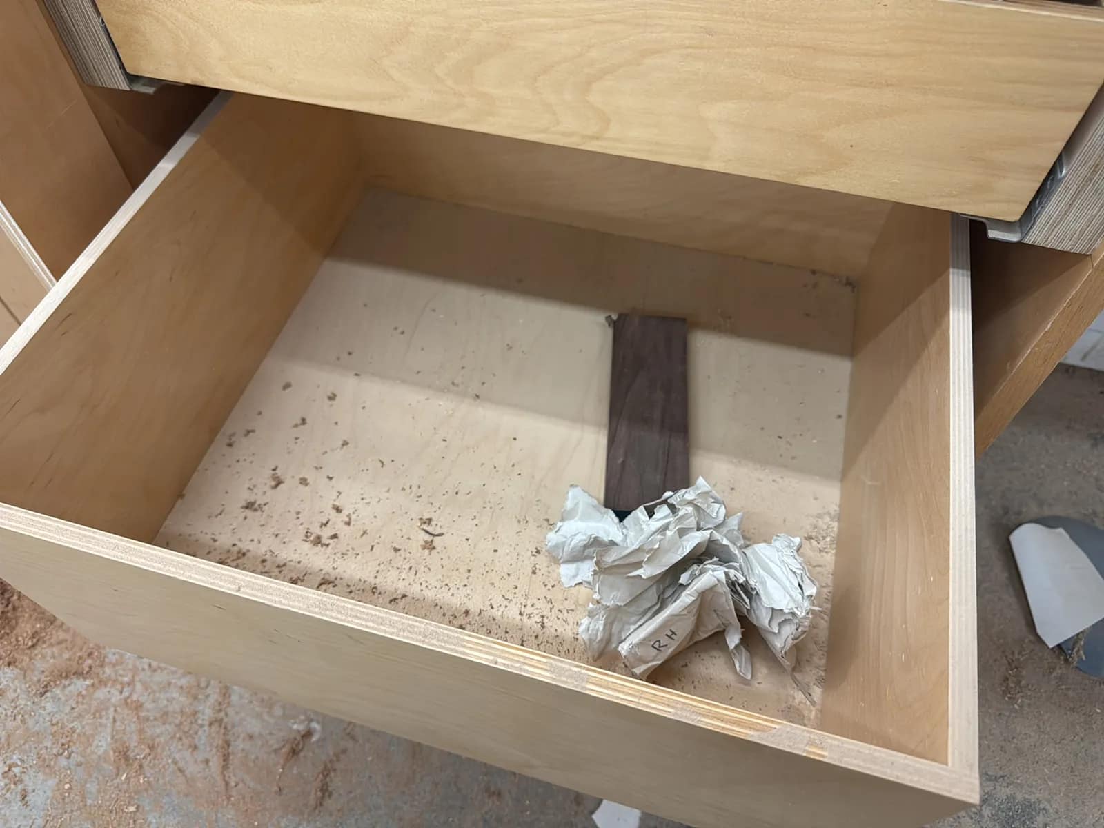 Assorted Cabinets And Contents, photo 7 of 14