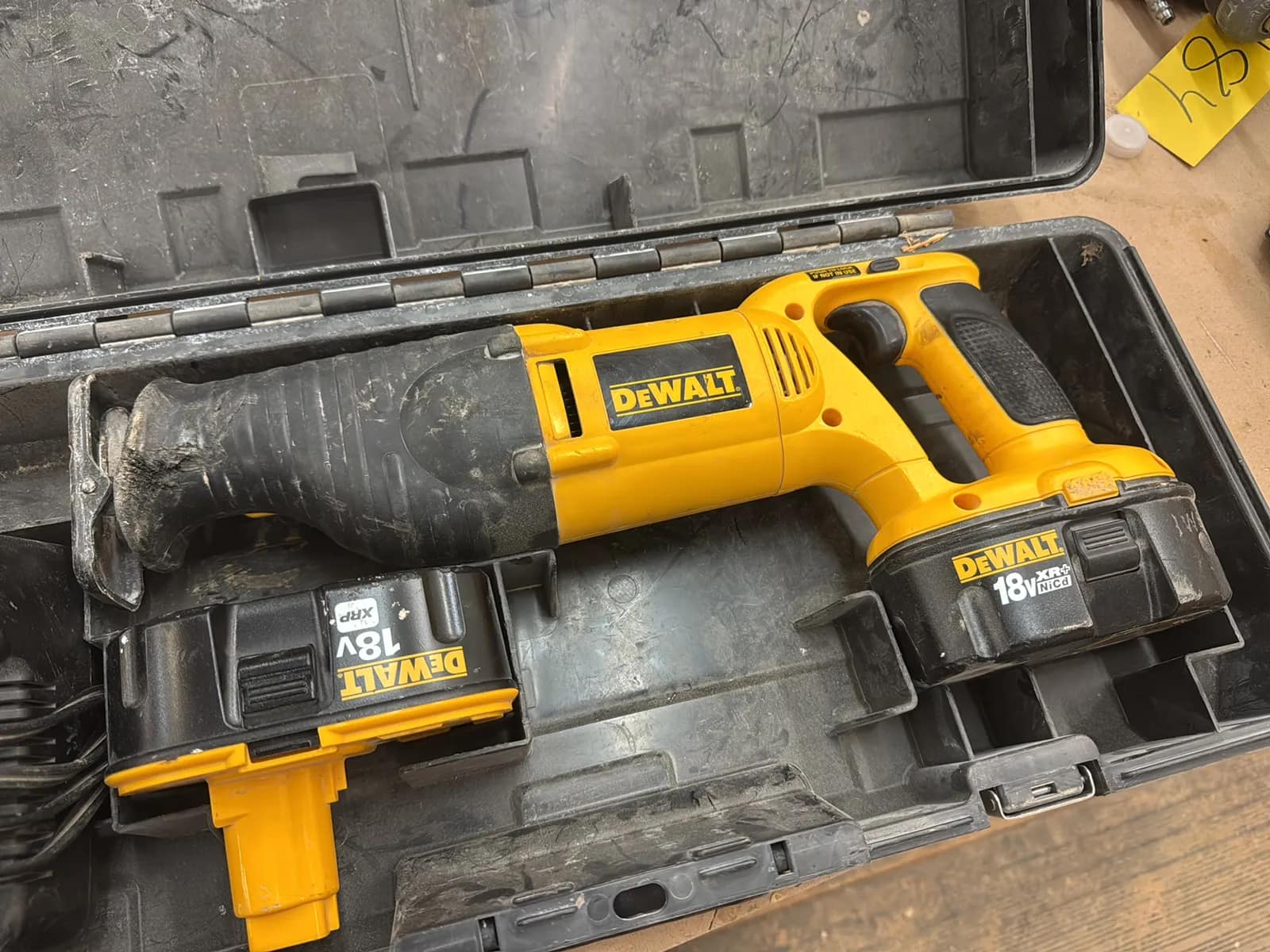 DeWalt Cordless Reciprocating Saw With (2) Batteries, Charger And Case, photo 3 of 6
