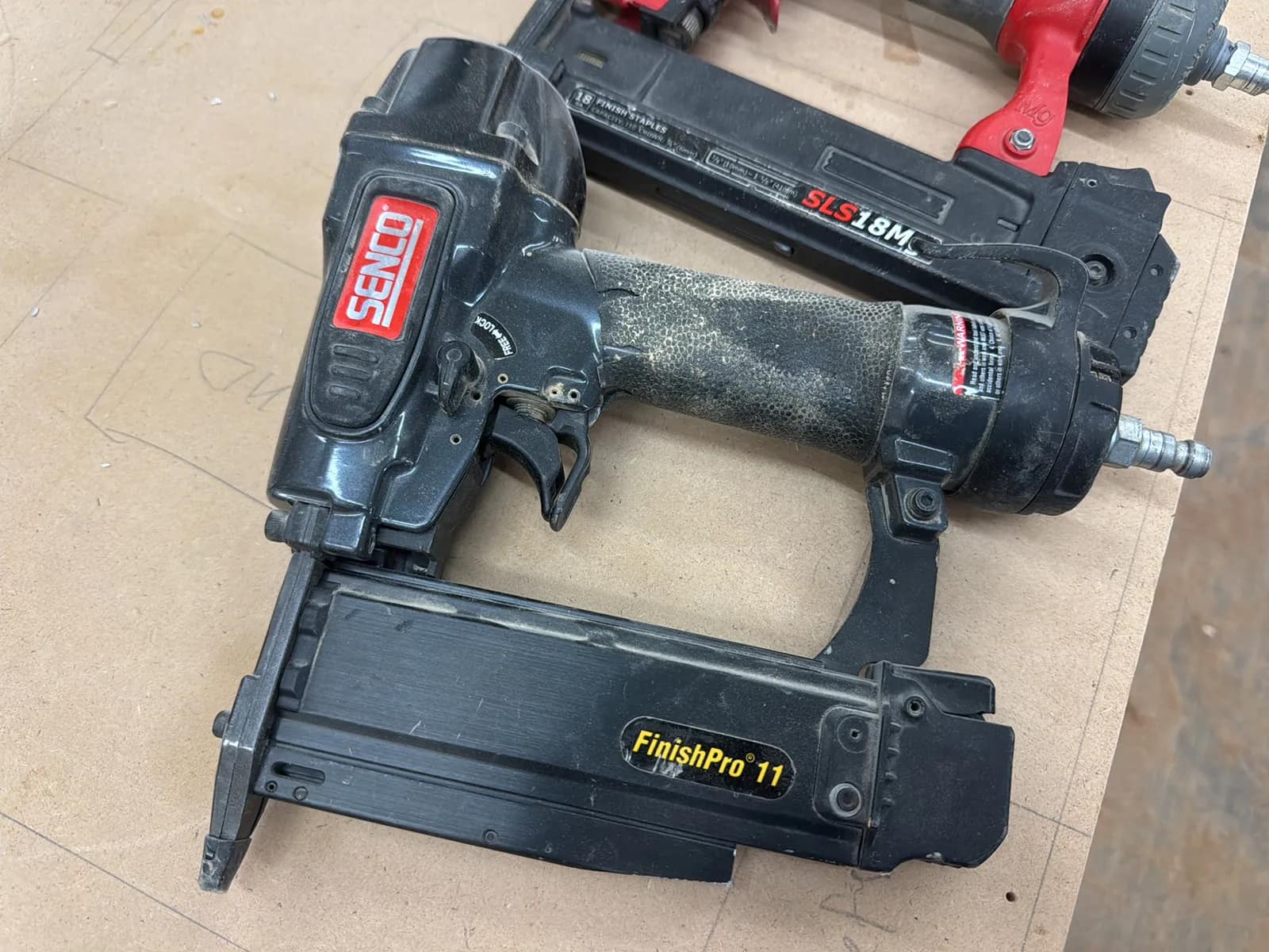 (3) Senco Pneumatic Staple Guns, photo 2 of 6