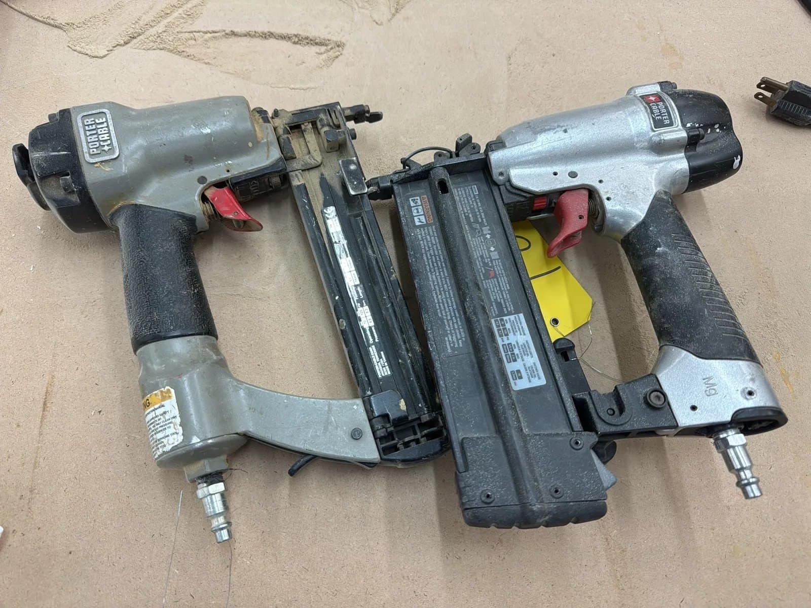(2) Porter Cable Staple Guns, photo 2 of 5