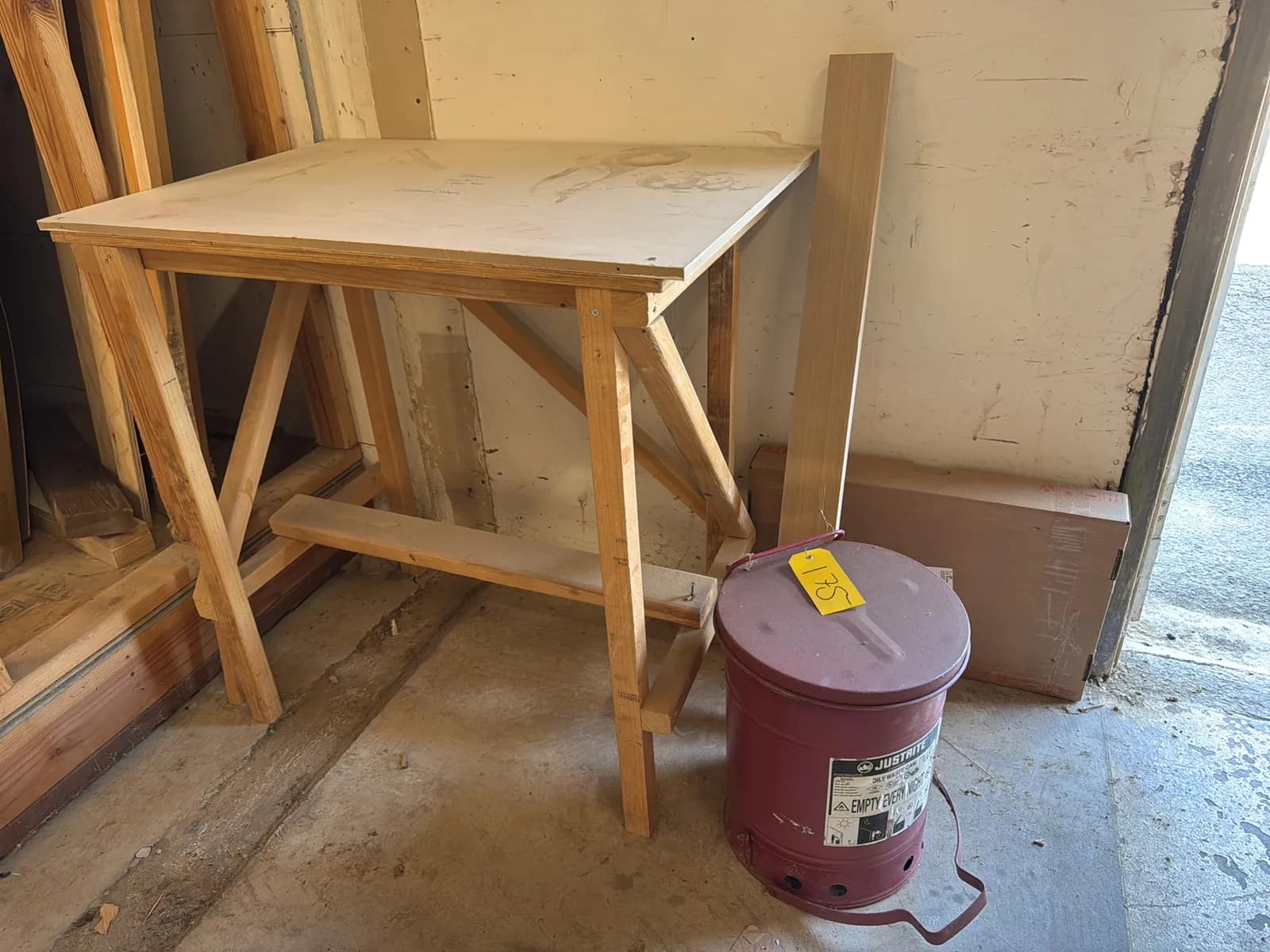 Justrite Oily Waste Can With Table, photo 1 of 6
