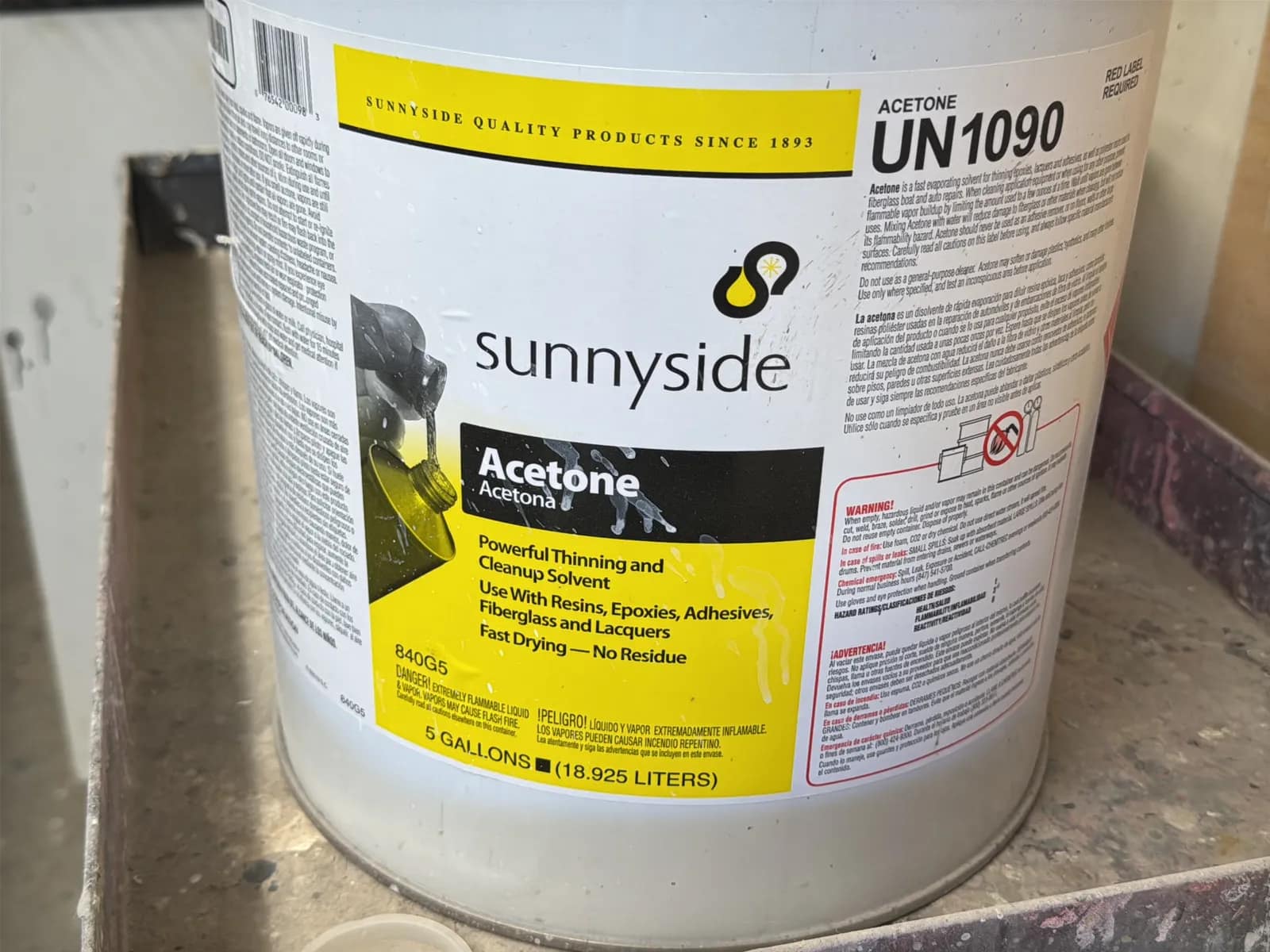 Rolling Cart And Contents: Assorted Chemicals, photo 6 of 7