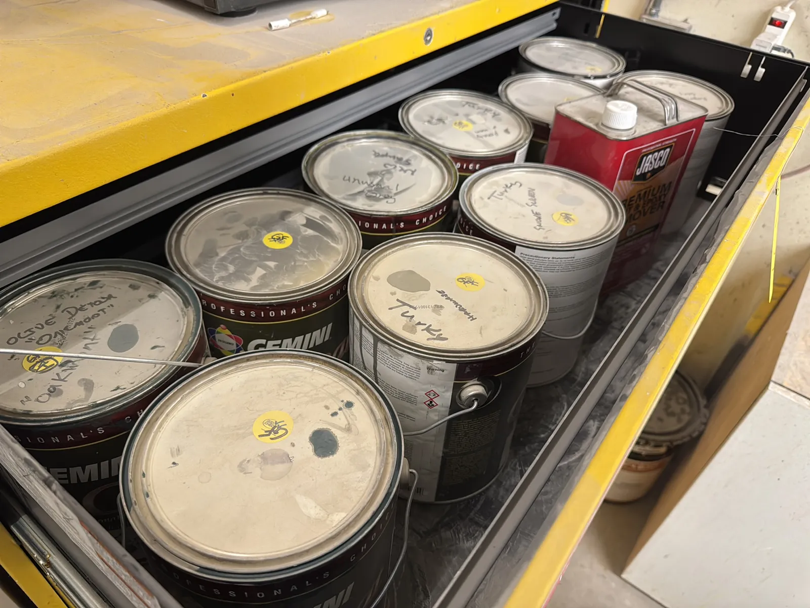Steel Cabinet With Contents: Assorted Paints And More, photo 2 of 10