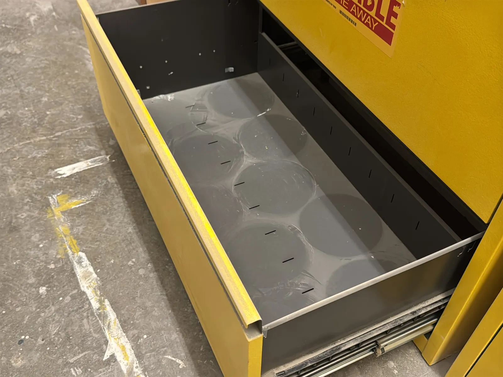 Steel Cabinet With Contents: Assorted Paint, photo 6 of 6