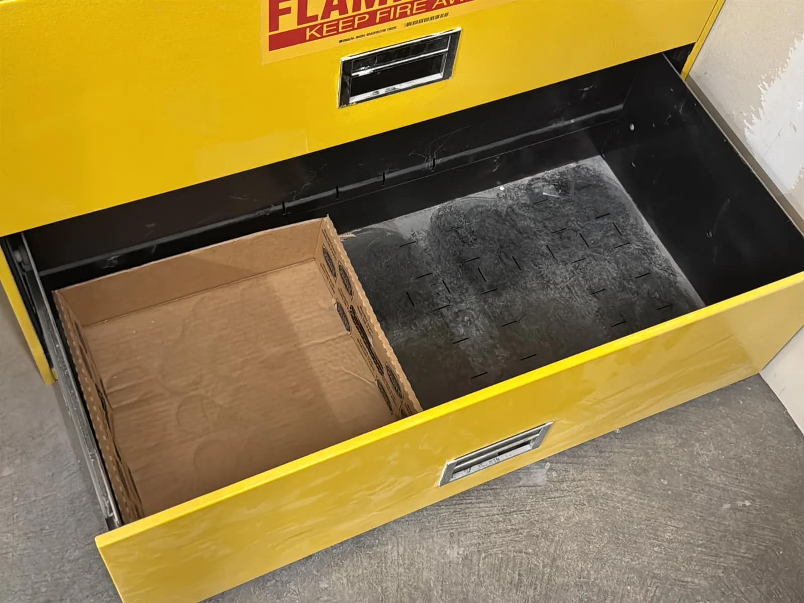 Steel Cabinet With Contents (Assorted Stains) And Wood Cabinet, photo 13 of 13