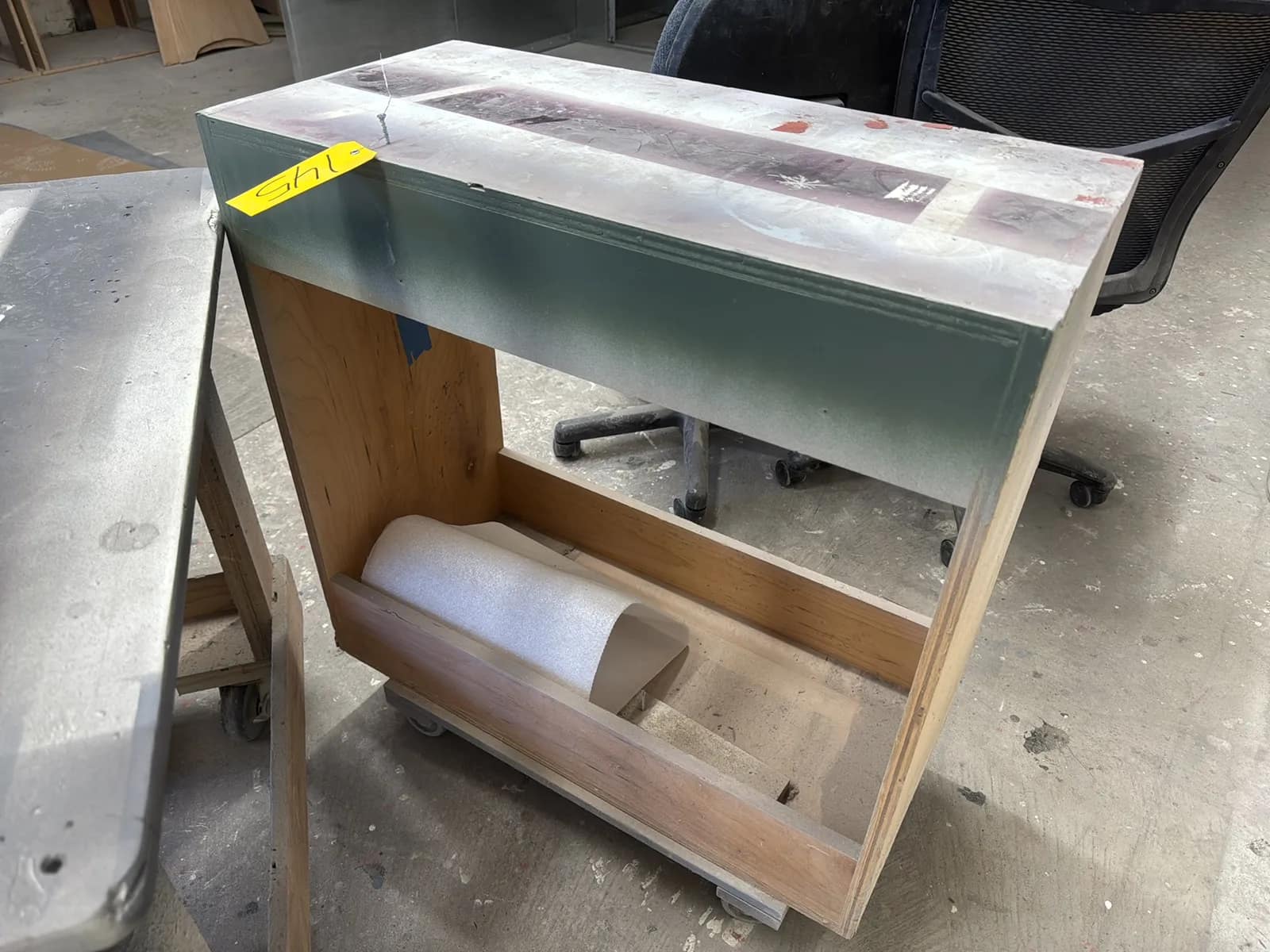 (2) Rolling Shop Carts, photo 7 of 9