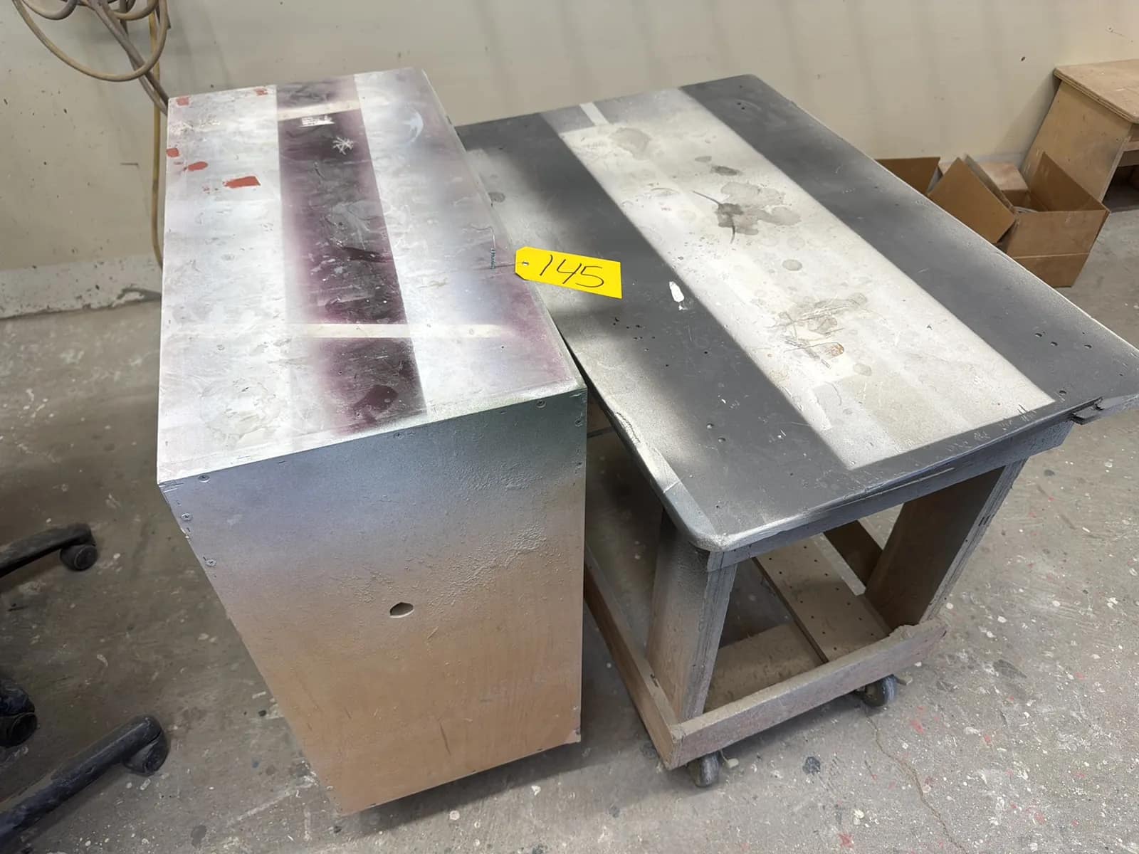 (2) Rolling Shop Carts, photo 2 of 9