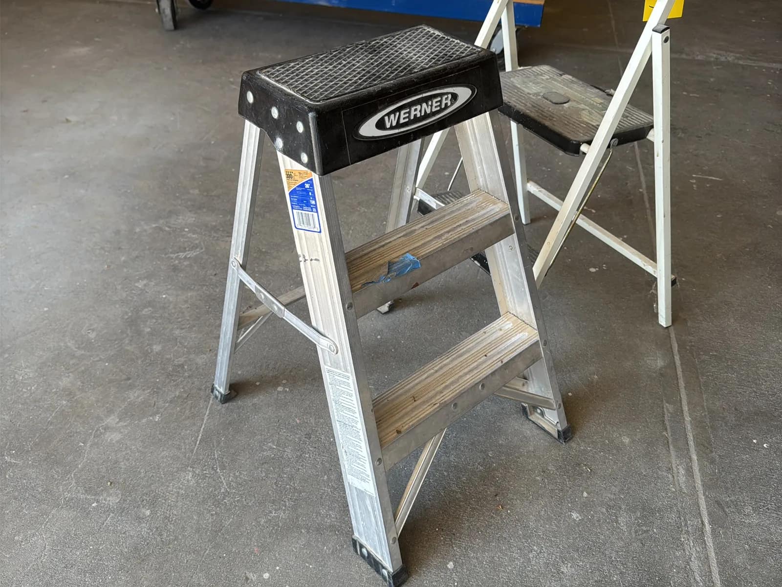 (2) Small Step Ladders, photo 4 of 5