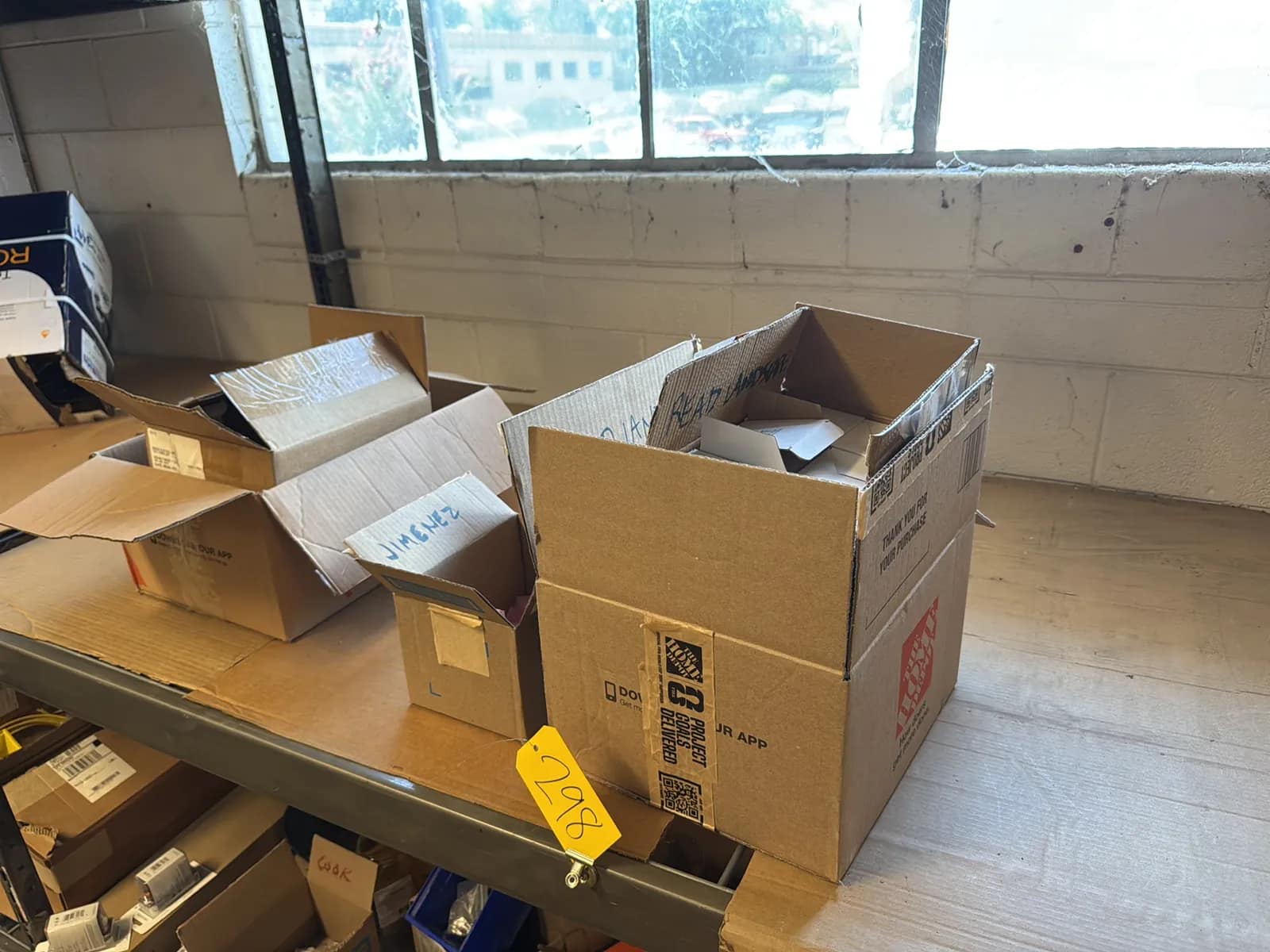 Contents Of (1) Shelf: Assorted Electrical Supply, photo 1 of 13