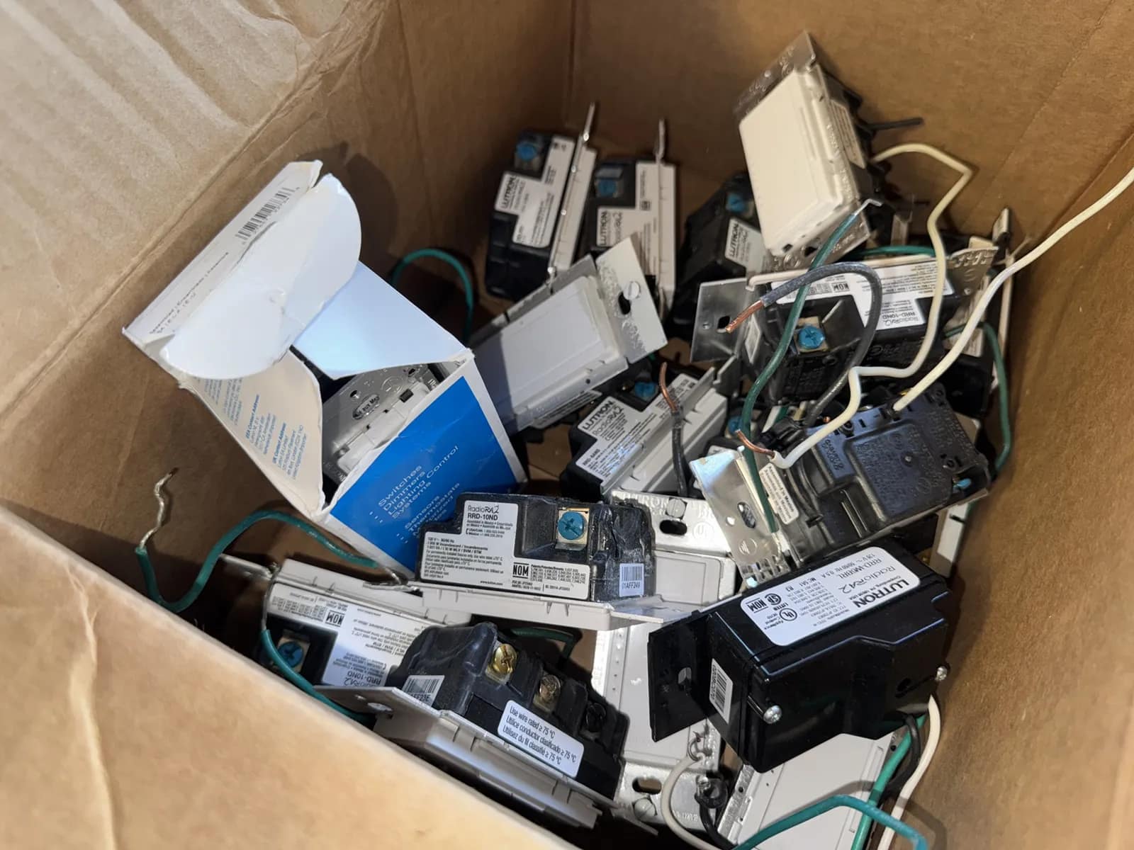 Contents Of (1) Shelf: Assorted Electrical Supply, photo 12 of 13