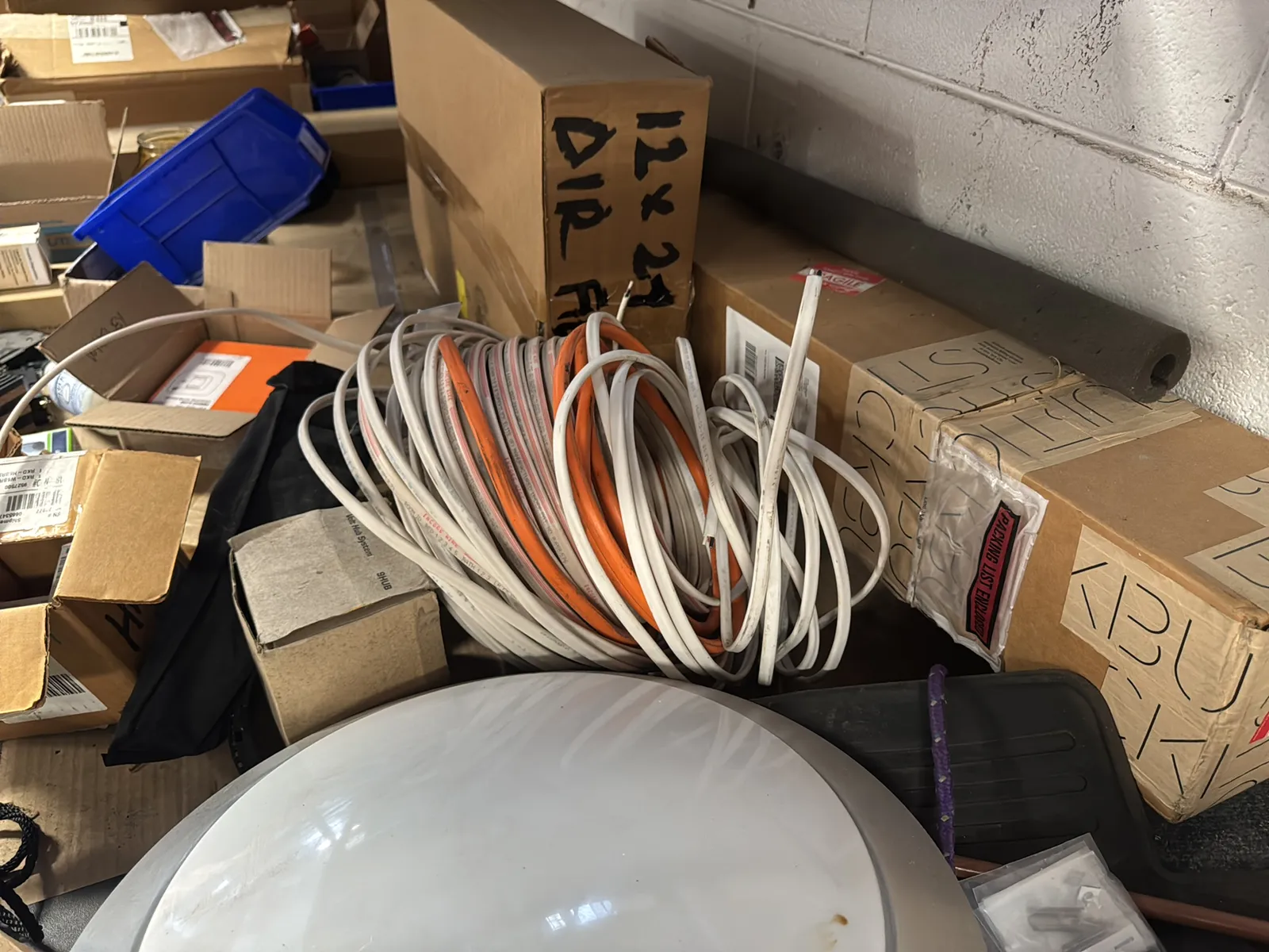 Contents Of (1) Shelf: Assorted Electrical Supply, photo 13 of 13