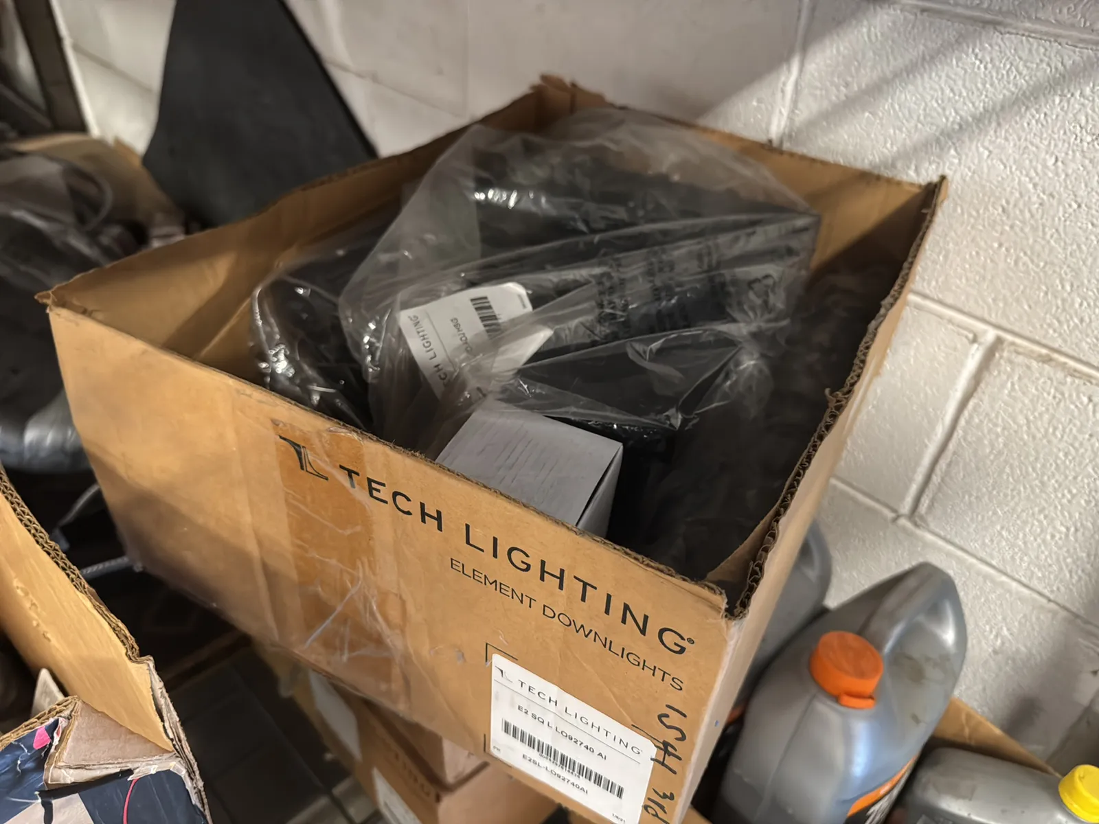 Contents Of (1) Shelf: Assorted Electrical Supply, photo 14 of 14