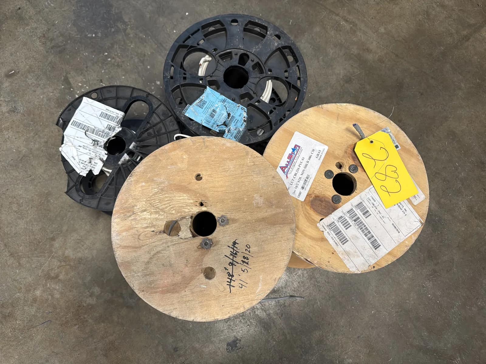 4-assorted-wire-cable-spools-15fab5