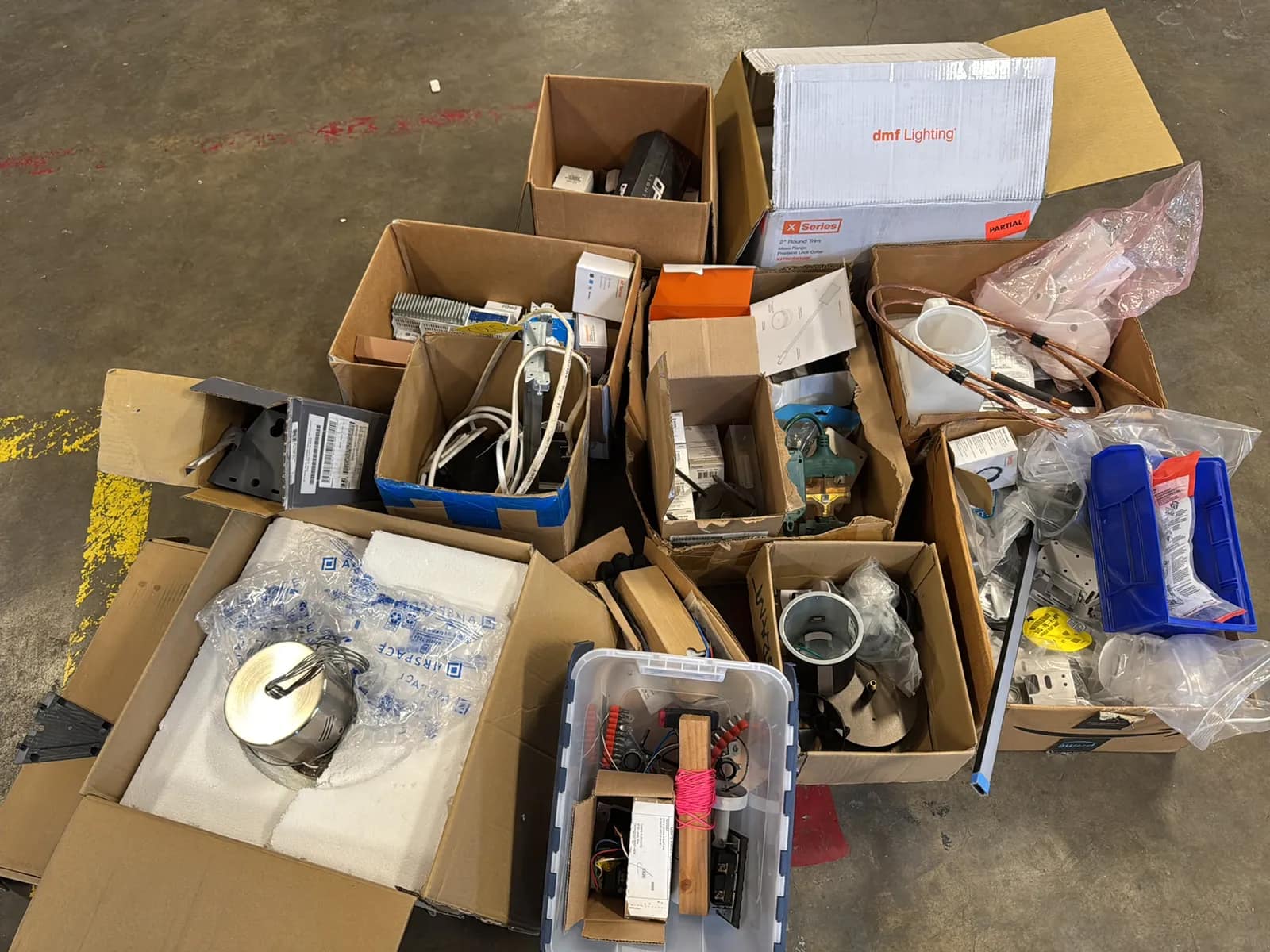 bulk-lot-assorted-electrical-supply-6828bc