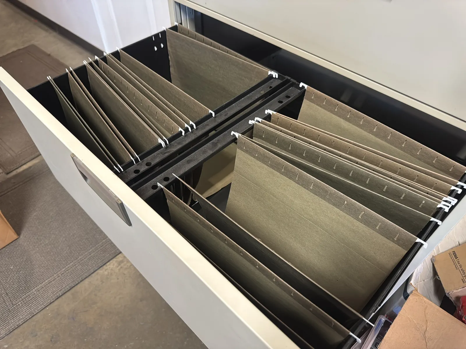 Metal Filing Cabinet With Contents: Empty Folders, photo 3 of 6