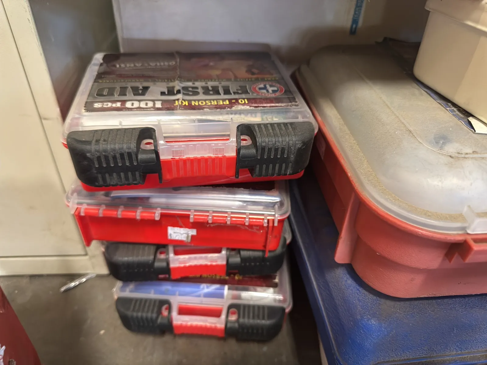 Bulk PPE Lot: Hardhats, First Aid Kits, Fire Extinguisher, photo 5 of 6
