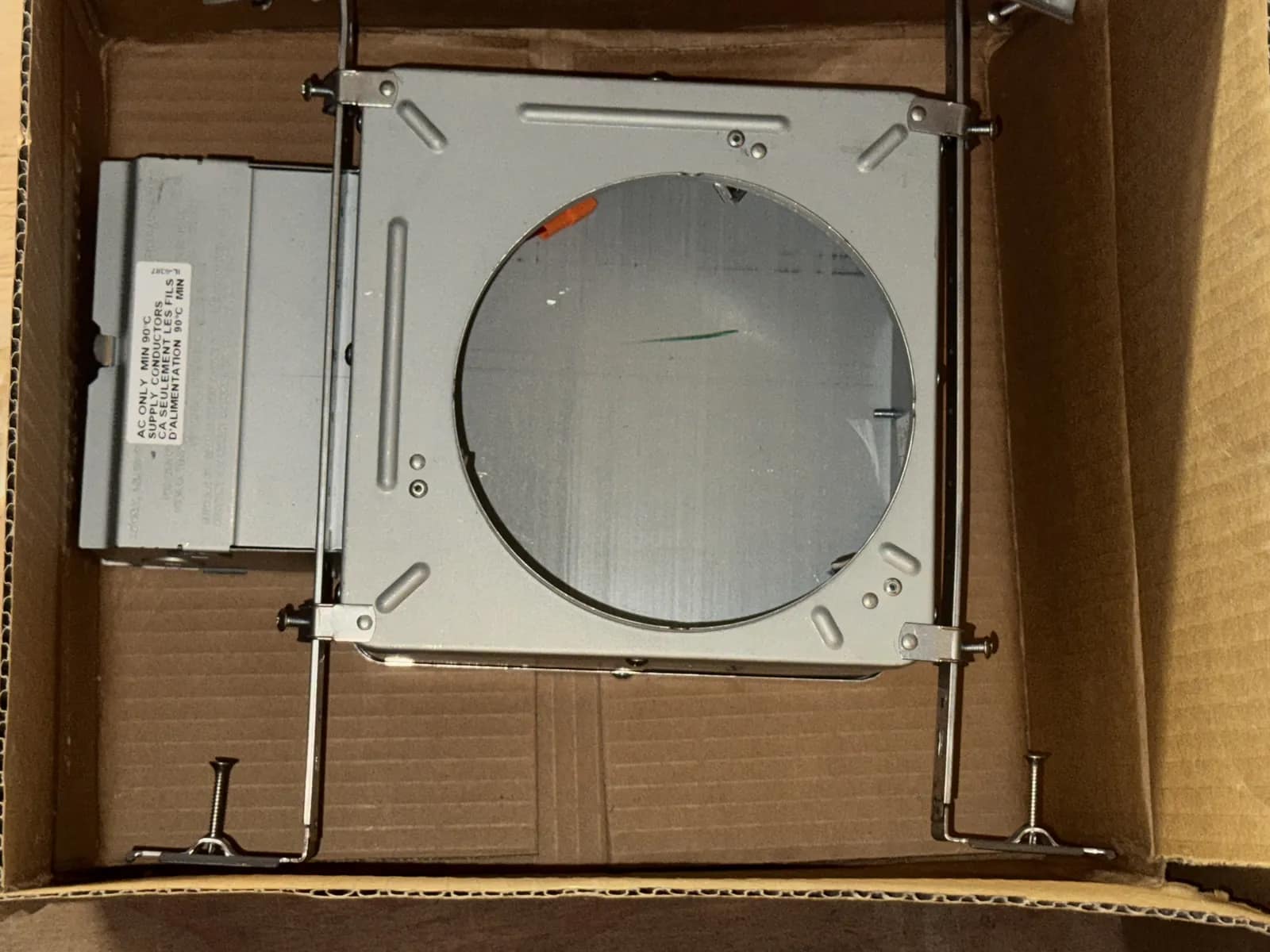 Bulk Lot: Assorted Recessed Lighting Fixtures, photo 8 of 9