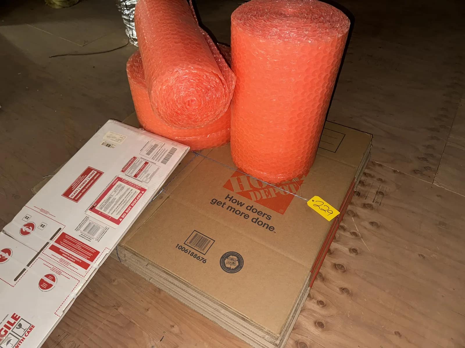 Assorted Packaging Materials, photo 2 of 5