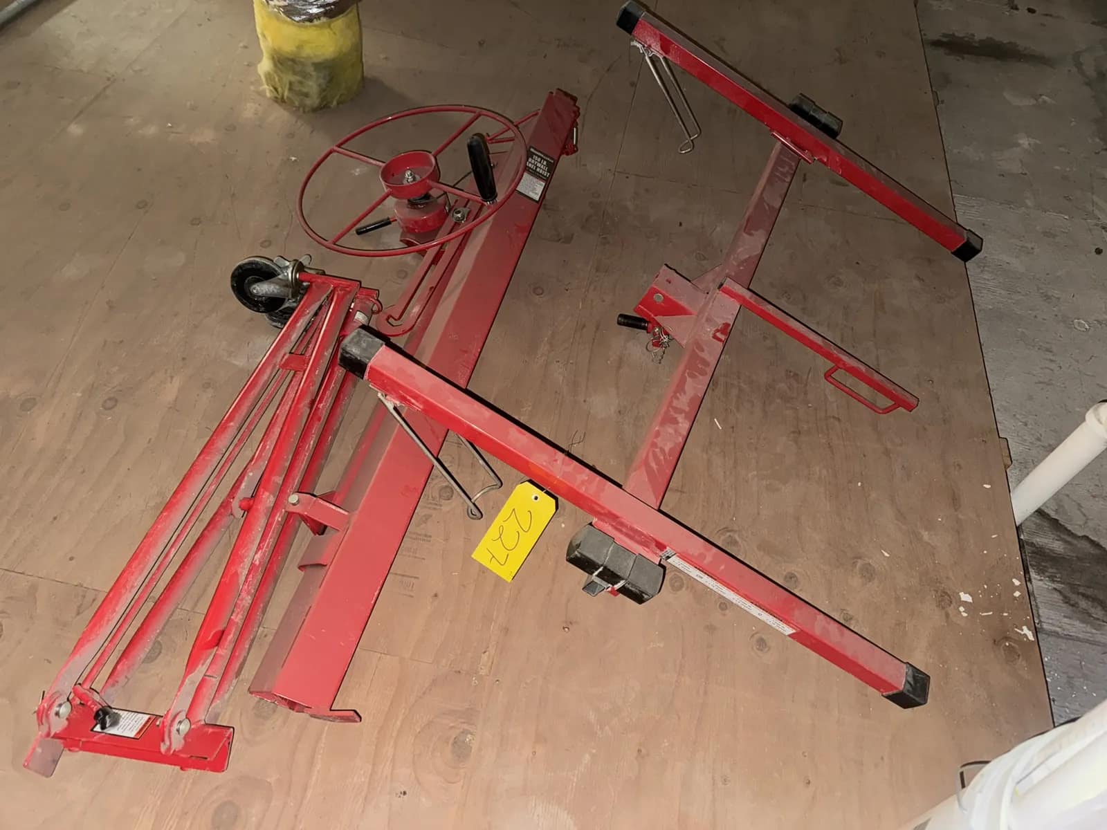 haulmaster-150lb-drywall-panel-hoist-mu95831f