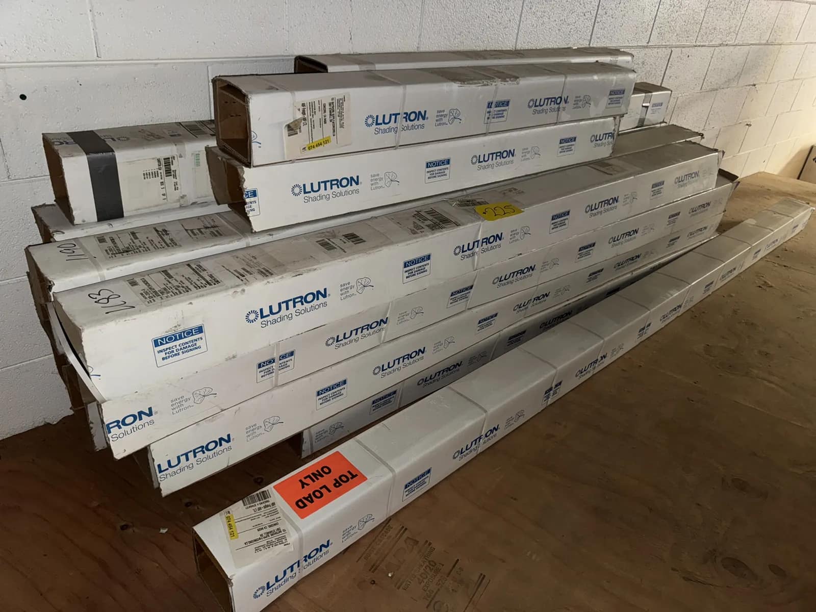 (17) Assorted Lutron Shades And Blinds, photo 2 of 5