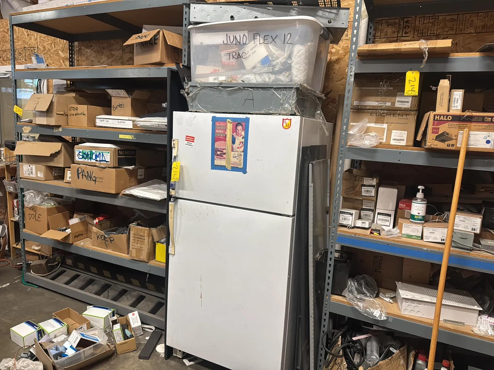 montgomery-ward-hmg711430-refrigerator-with-contents-on-and-inside-electrical-boxes-track-lighting-and-more-bbf391