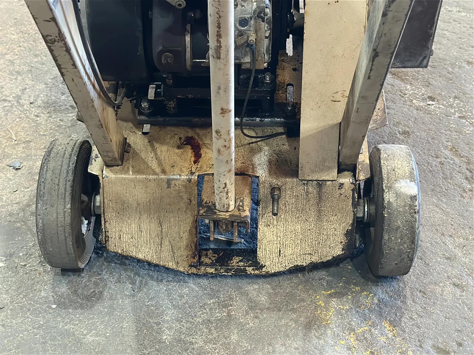 EDCO Model DS16-W Gas-Powered Walk Behind Concrete Saw, photo 7 of 14