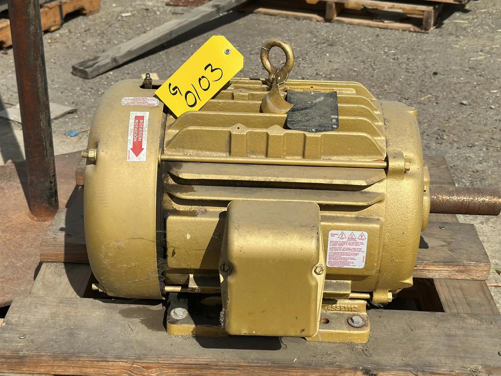 Contents Of Pallet: Baldor SuperE AC Motor And Steel Stand, photo 3 of 7