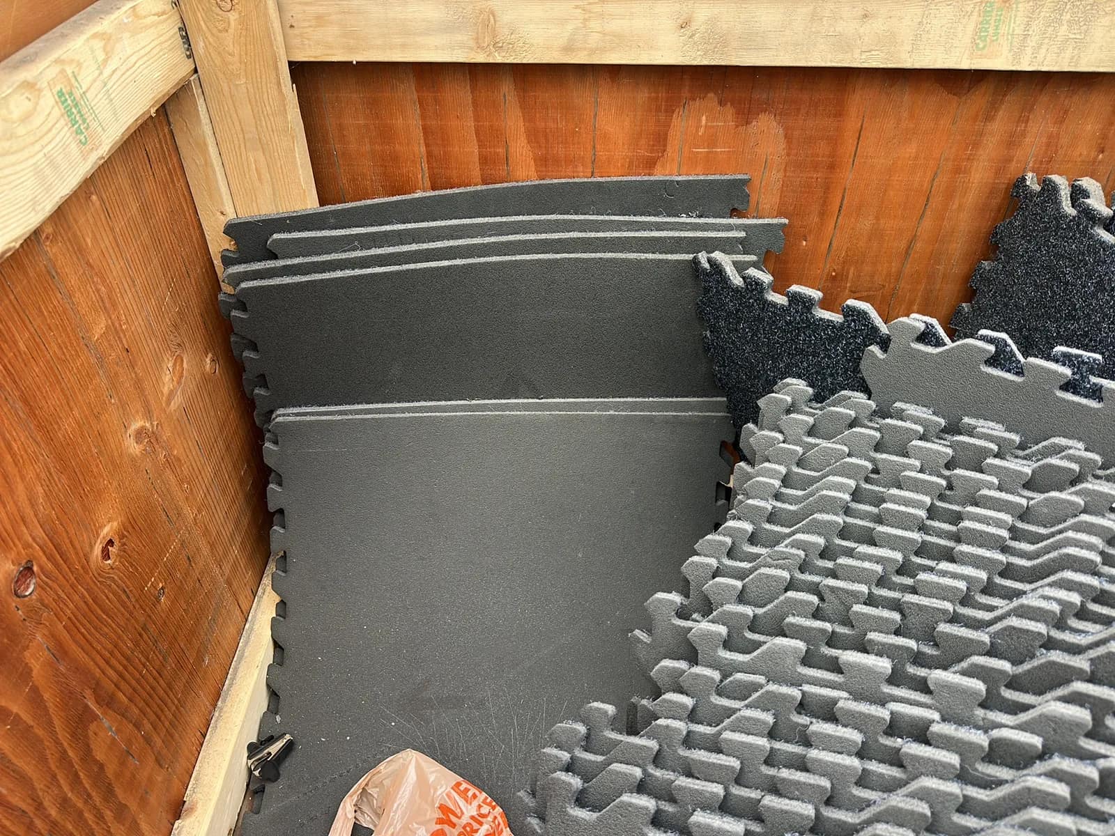 Crate and Contents: Foam Floor Pads, photo 4 of 5